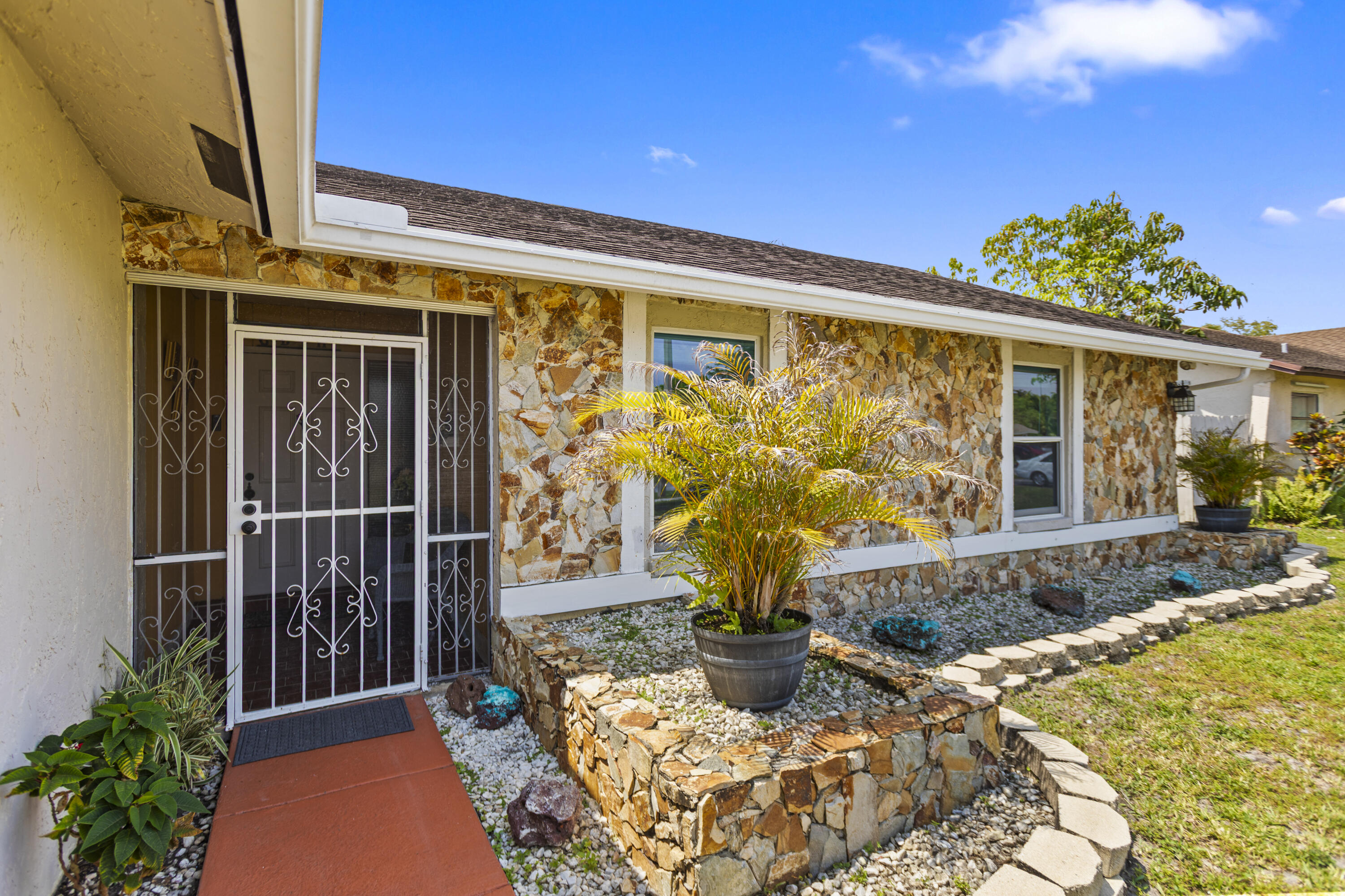 8620 NW 48th Street