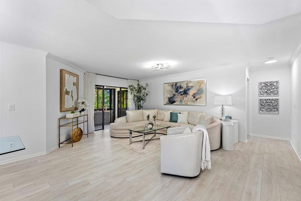 Photo of 3301 Black Oak Court #3301, Boynton Beach, FL 33436 (MLS # F10520913)