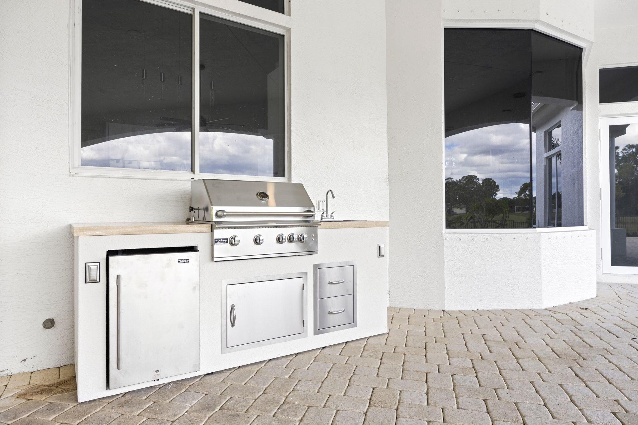 BAY HILL ESTATES - Residential