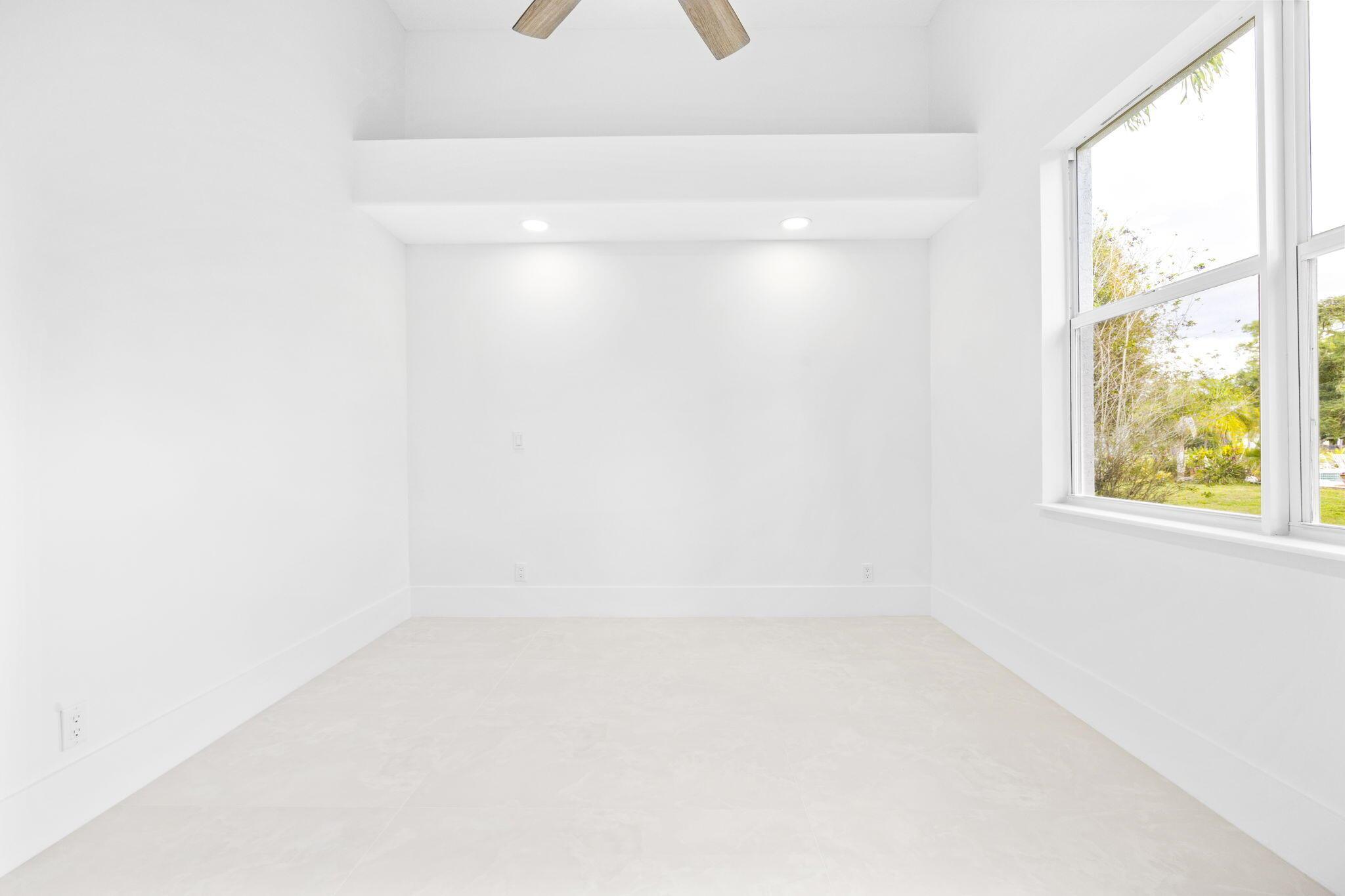 BAY HILL ESTATES - Residential