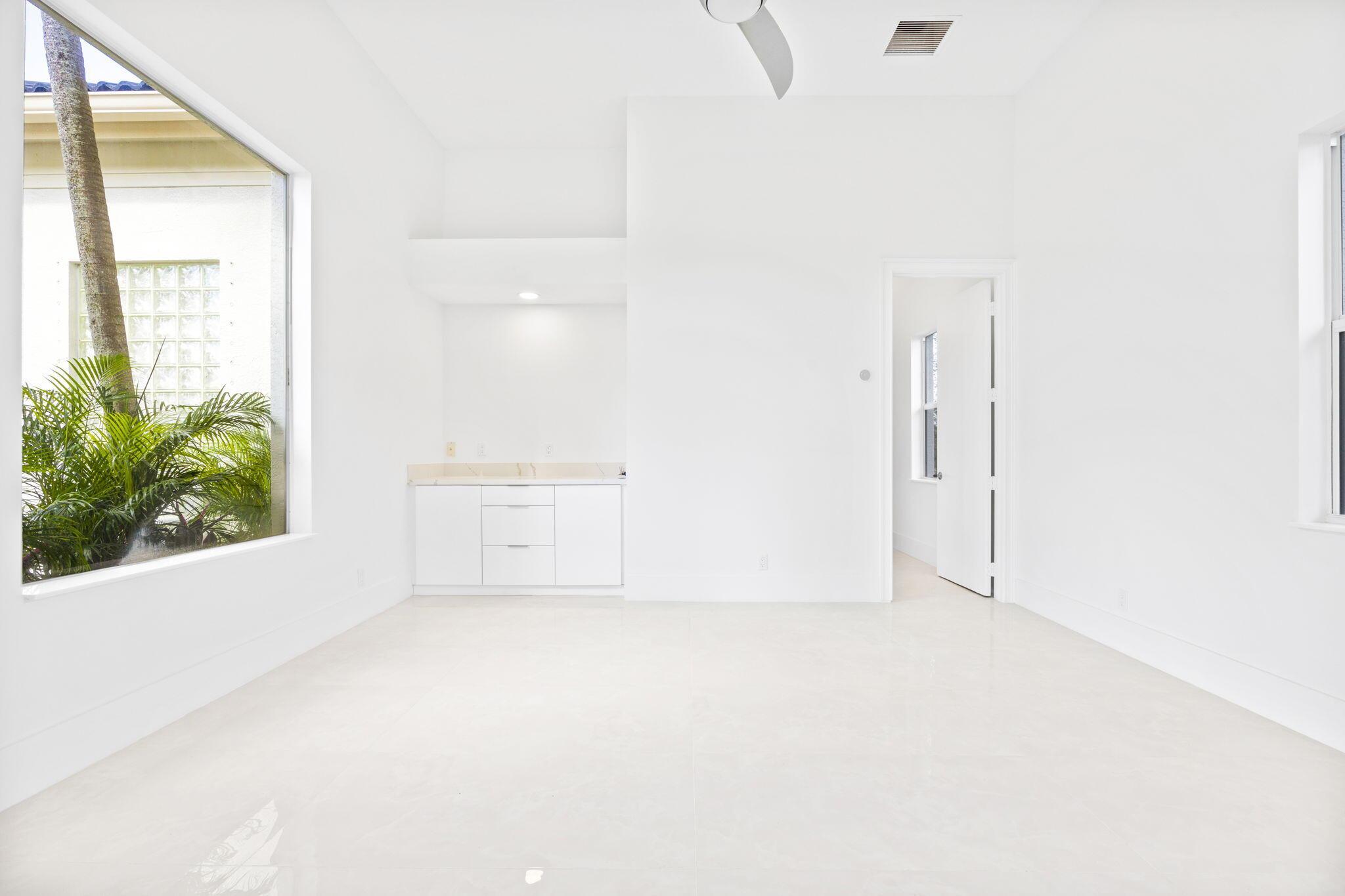 BAY HILL ESTATES - Residential