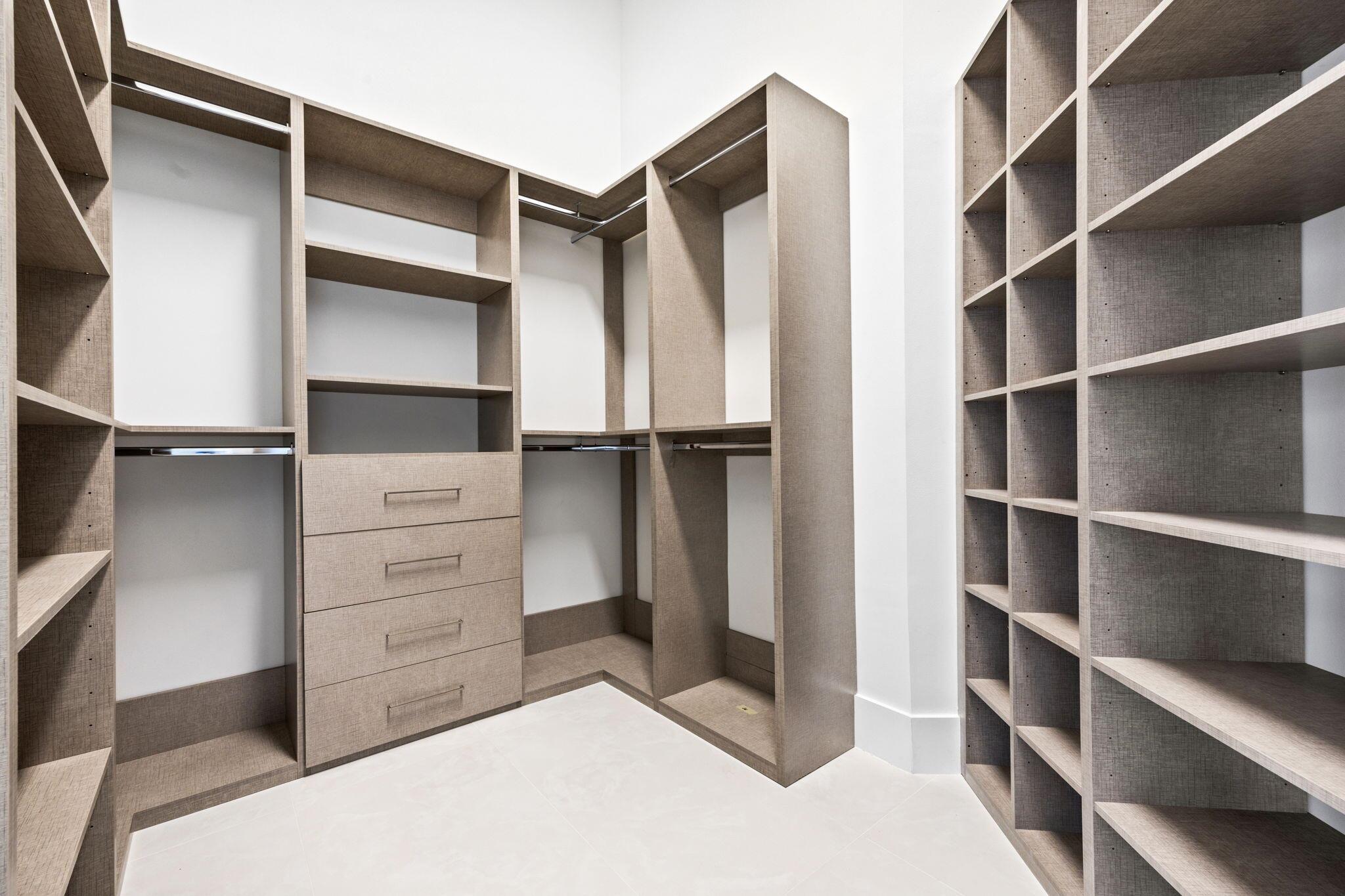 BAY HILL ESTATES - Residential