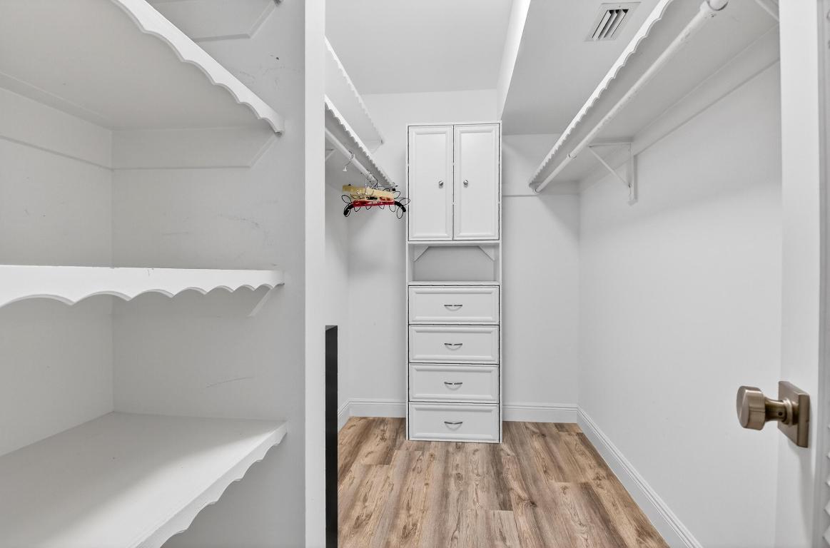 ATLANTIS SHERBROOKE VILLAS - Residential