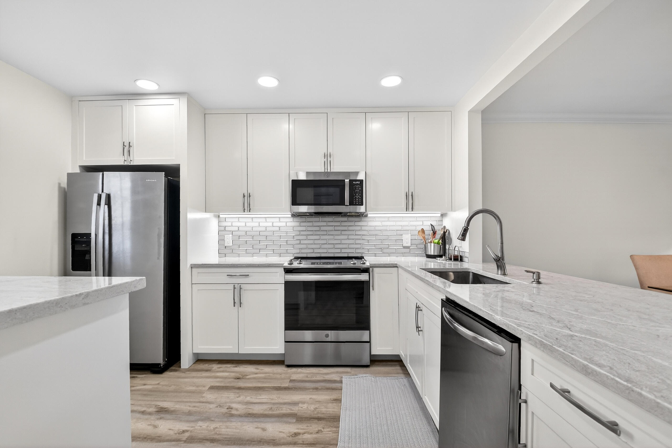 ATLANTIS SHERBROOKE VILLAS - Residential