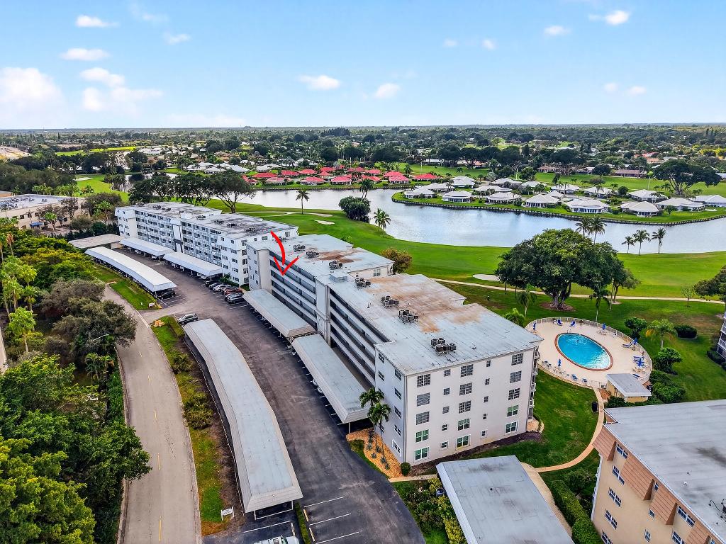 ATLANTIS SHERBROOKE VILLAS - Residential