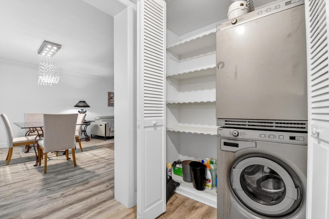 ATLANTIS SHERBROOKE VILLAS - Residential