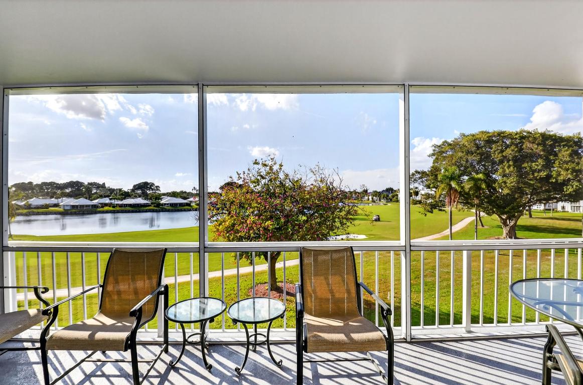 ATLANTIS SHERBROOKE VILLAS - Residential