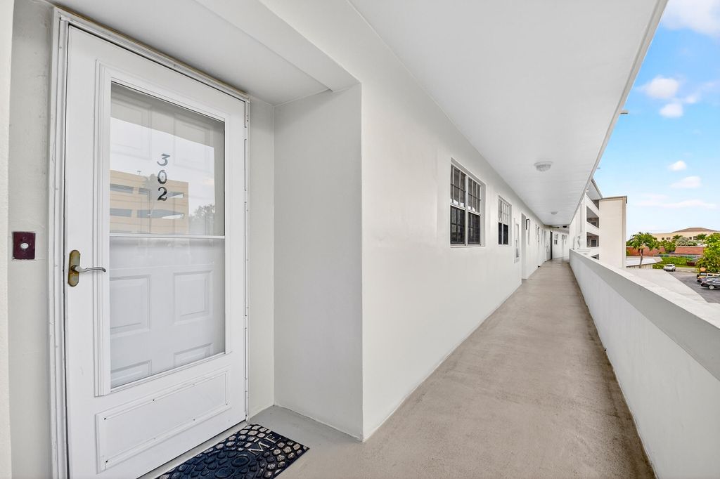 Photo of 250 John F Kennedy Drive #302, Atlantis, FL 33462 (MLS # R11154152)