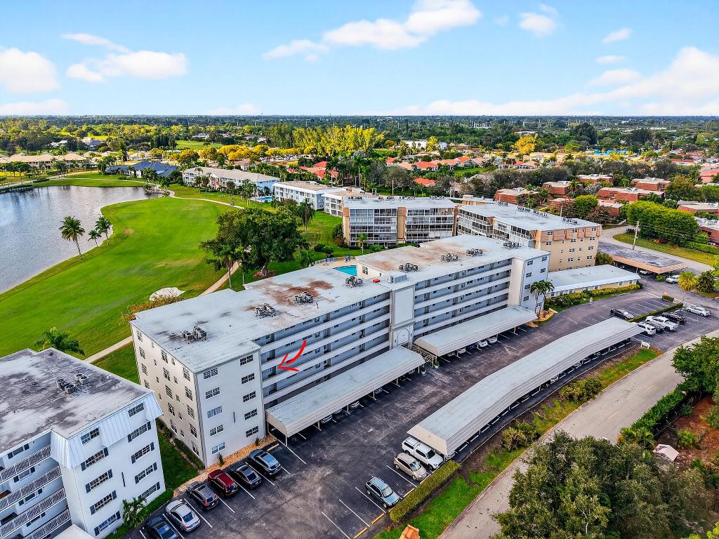 ATLANTIS SHERBROOKE VILLAS - Residential