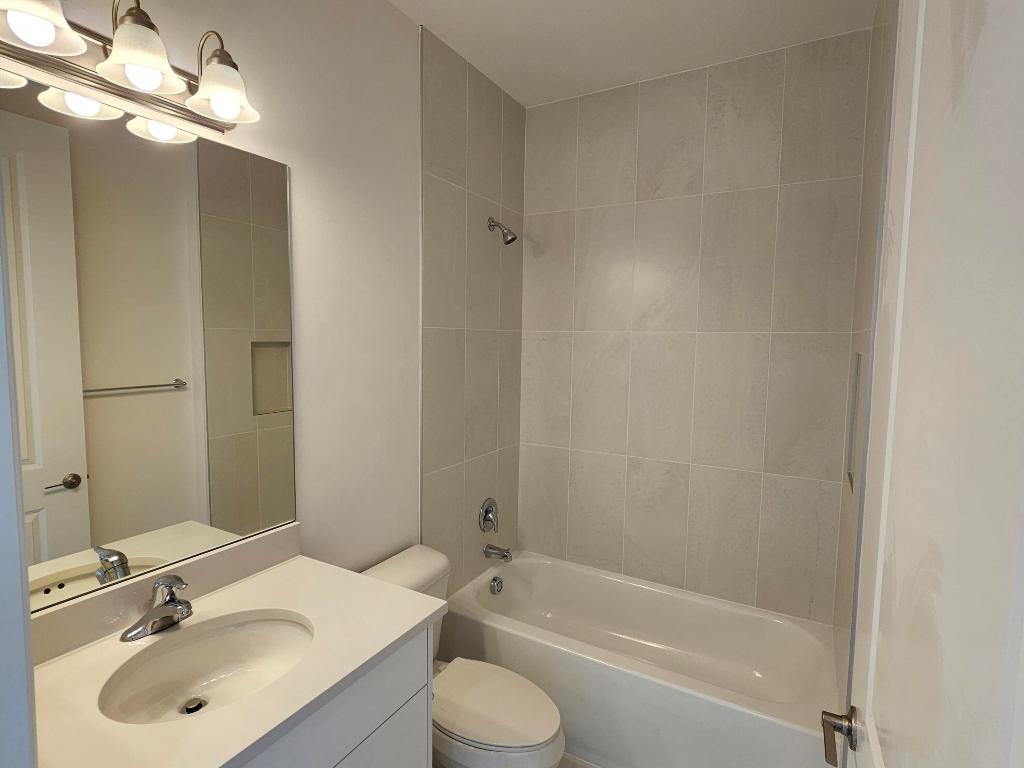 RIVERLAND PARCEL D - PLAT SIX - Residential Lease