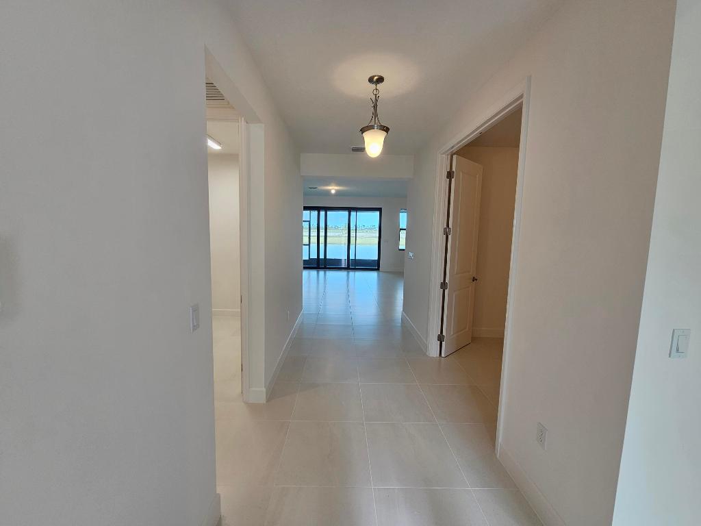 RIVERLAND PARCEL D - PLAT SIX - Residential Lease