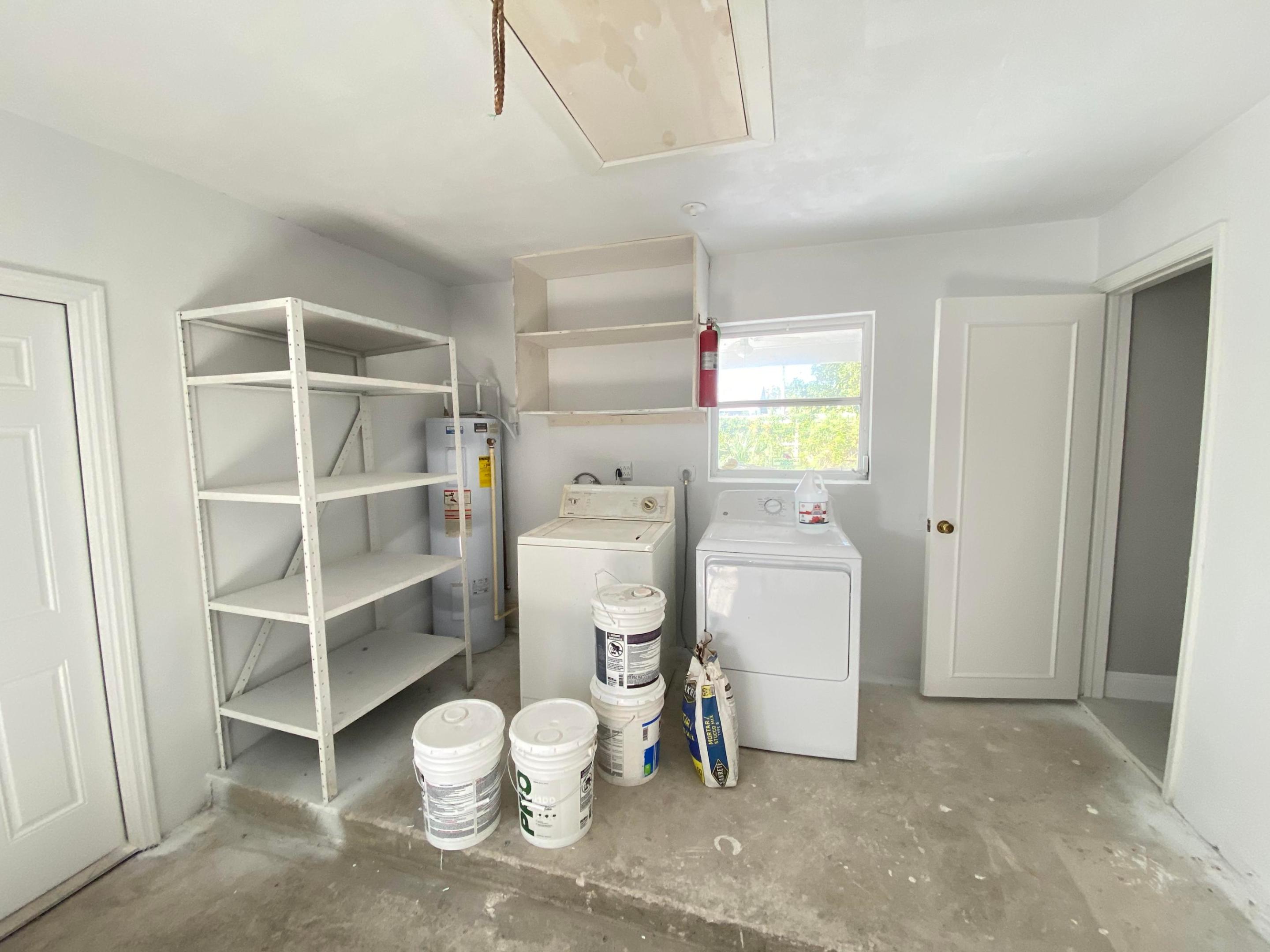 SEACREST ESTATES - Residential Lease