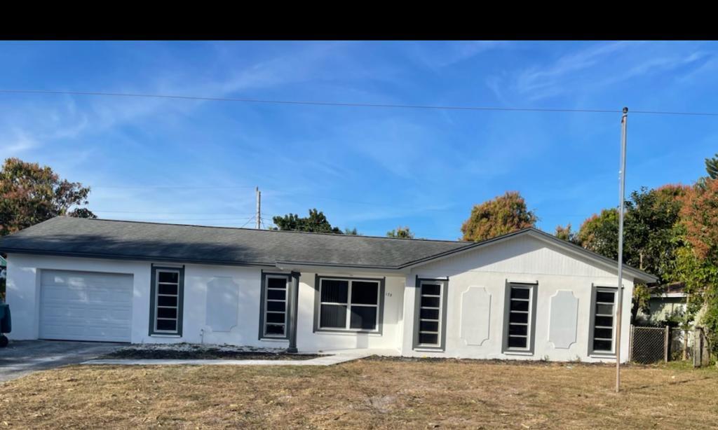 SEACREST ESTATES - Residential Lease