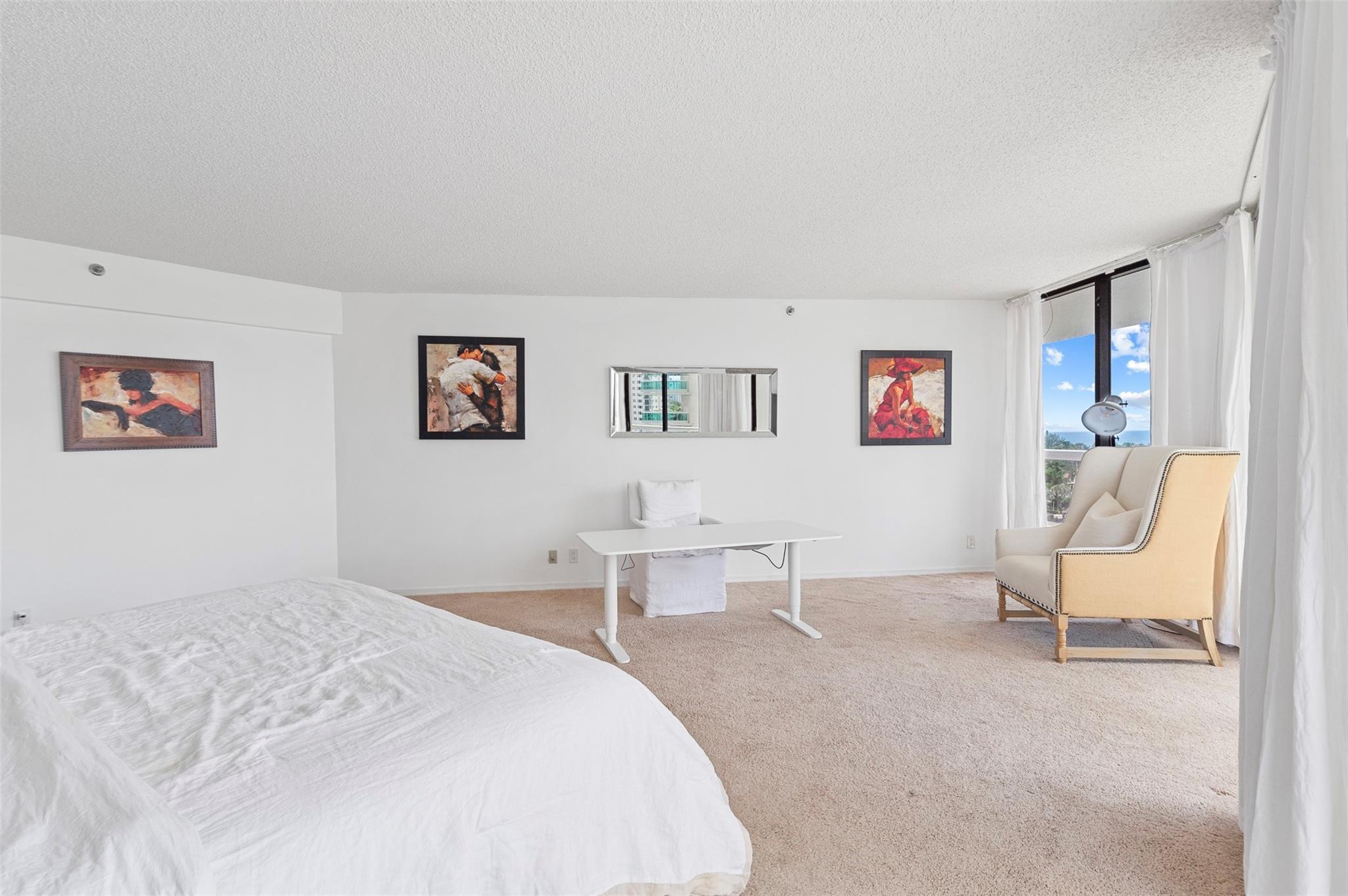 THE LANDMARK CONDO - Residential