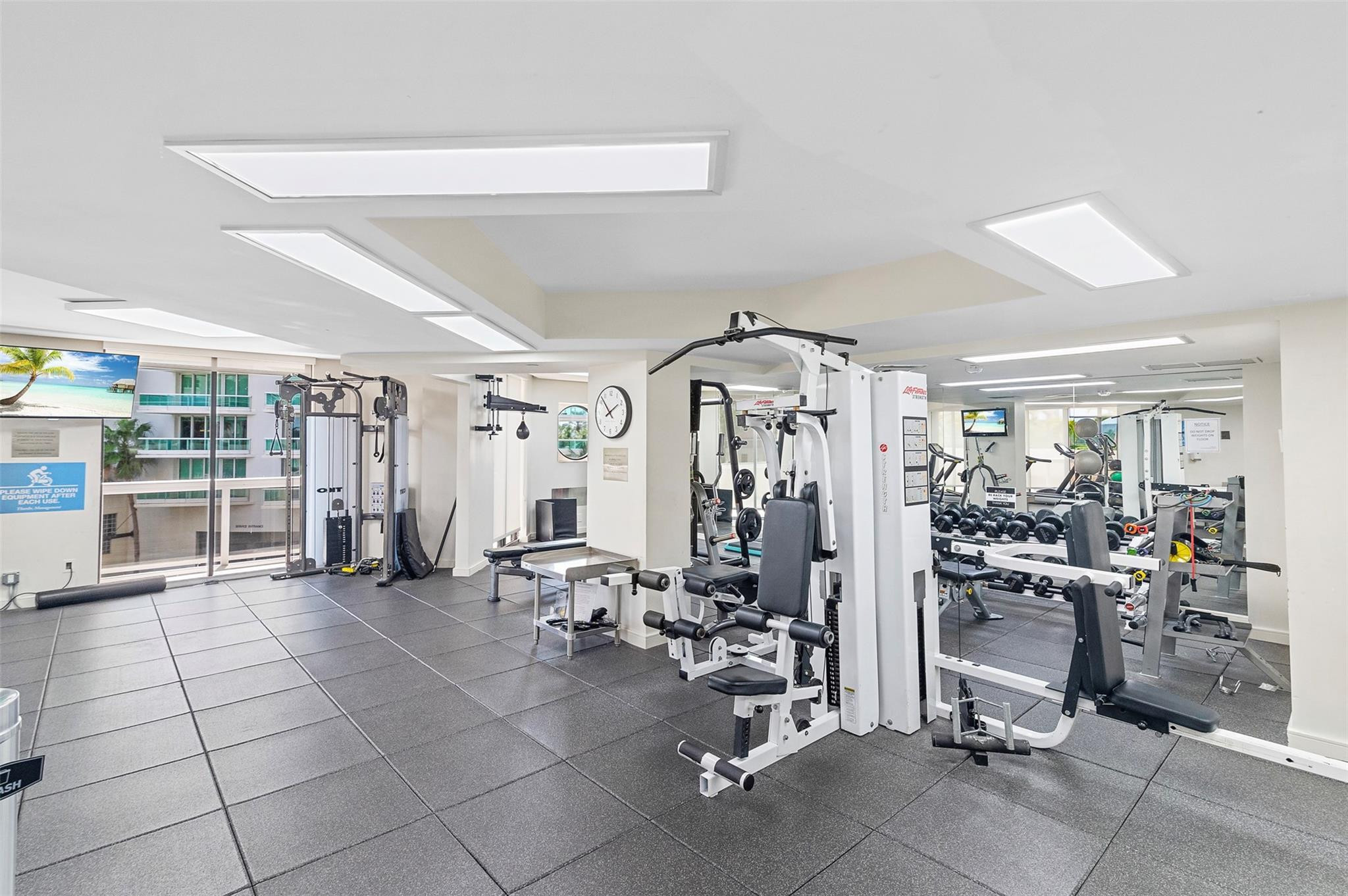 THE LANDMARK CONDO - Residential