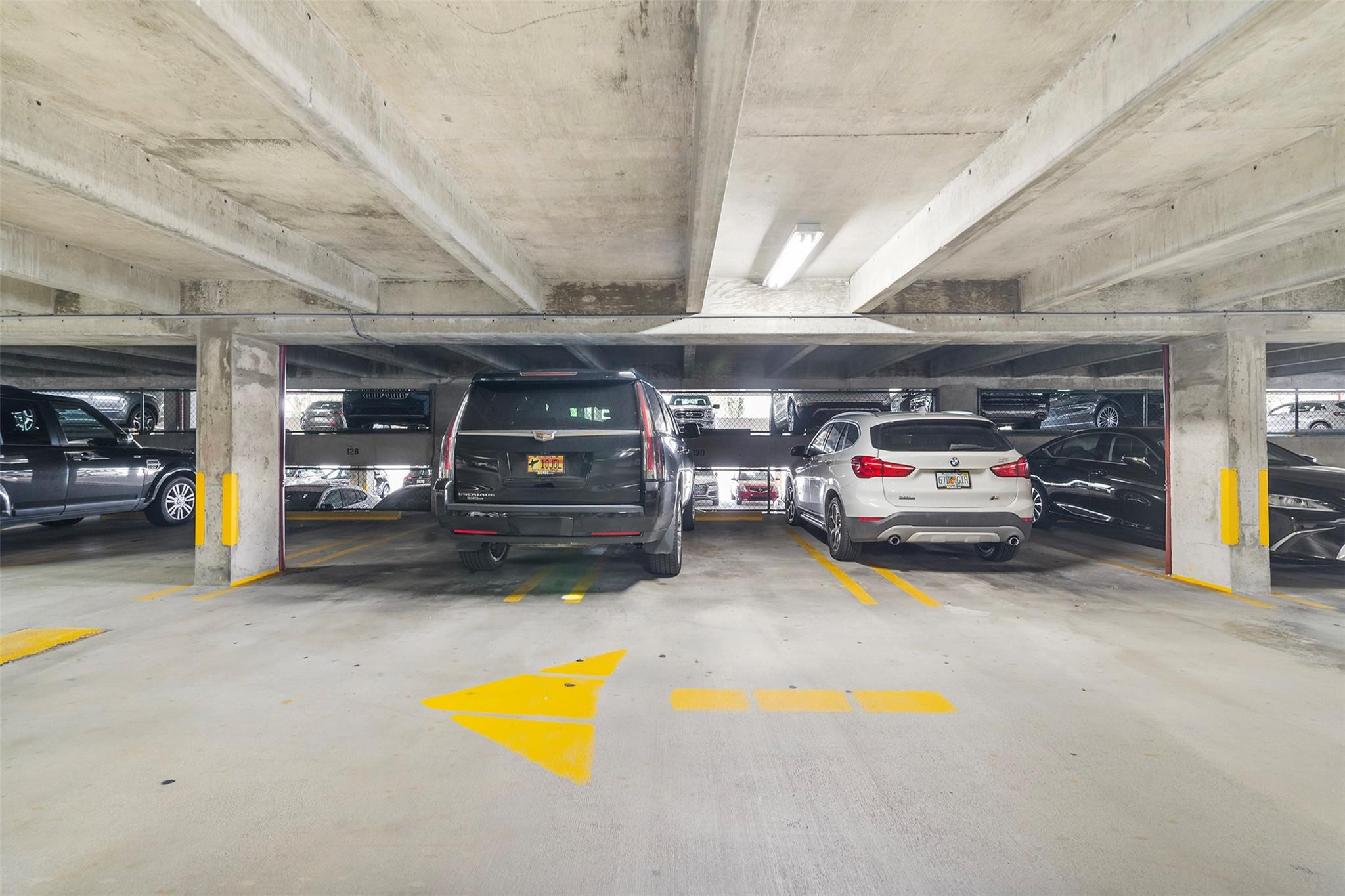 THE LANDMARK CONDO - Residential