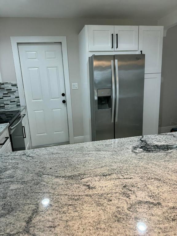 HYPOLUXO RIDGE - Residential Lease