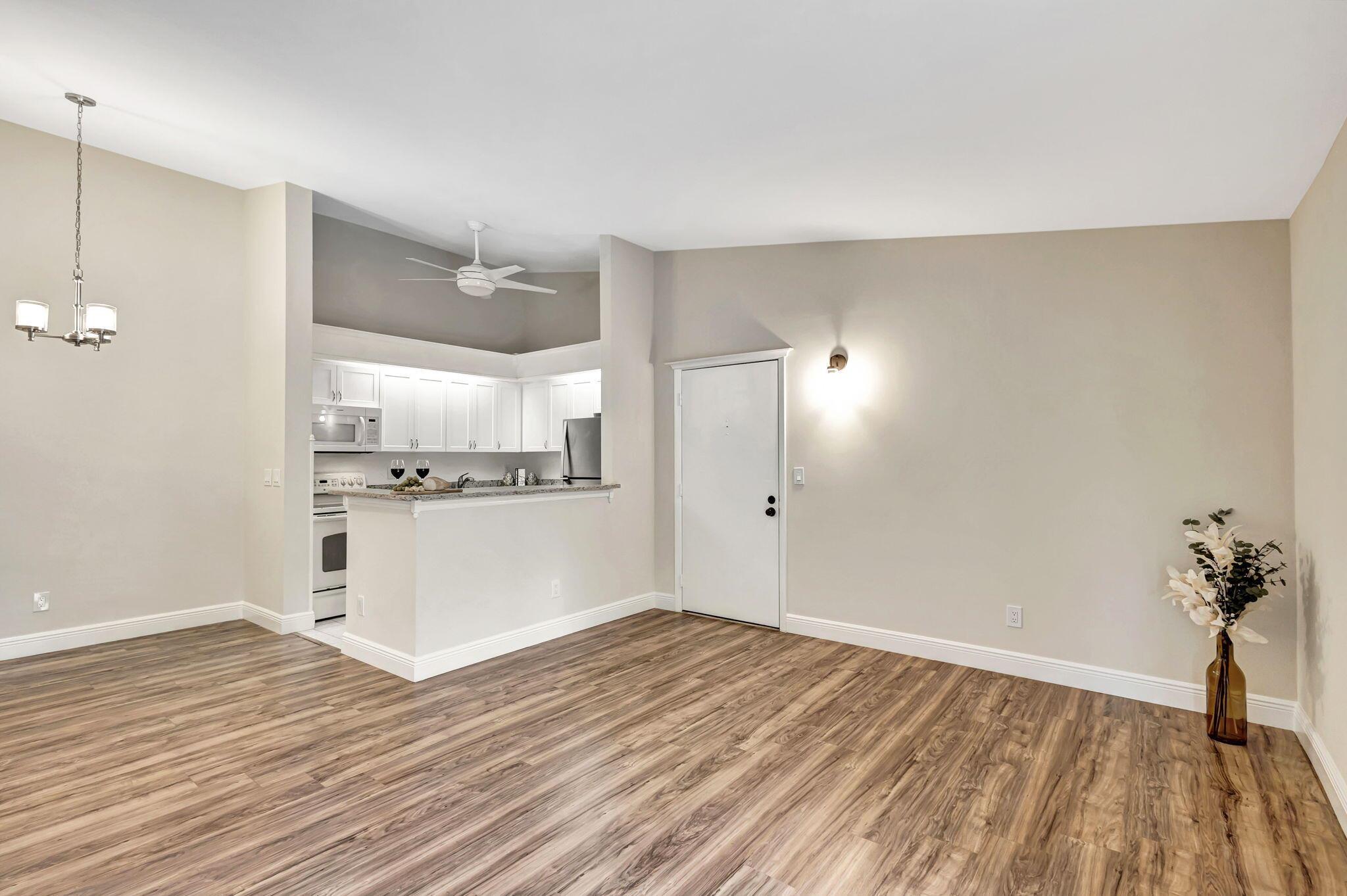 DUNBAR WOODS CONDO I II A - Residential Lease