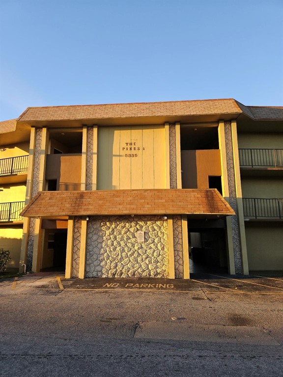 The Pines Condo - Residential Lease