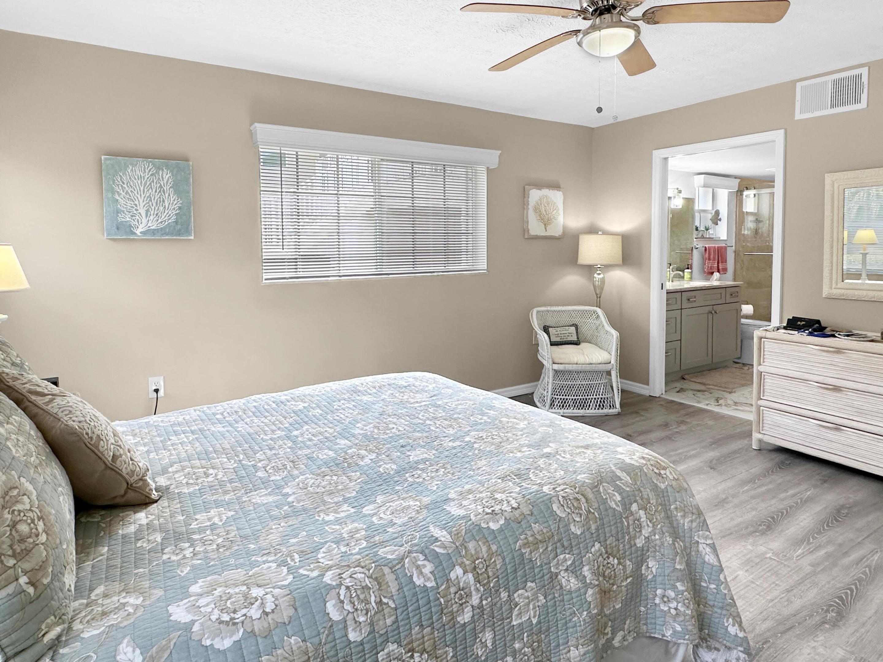 GROVE ISLE EAST CONDOMINIUM - Residential