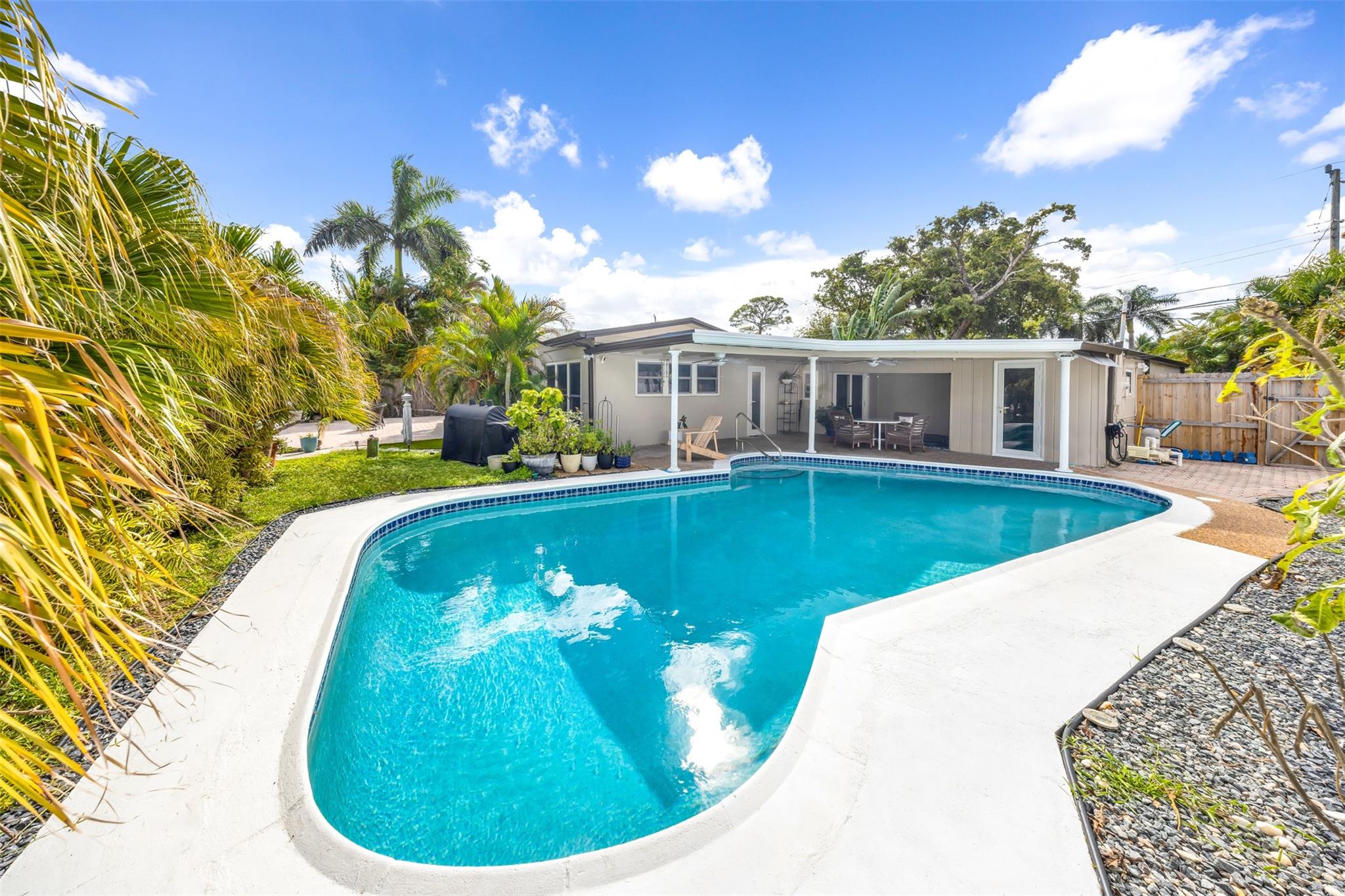 Coral Gardens 30-7 B - Residential