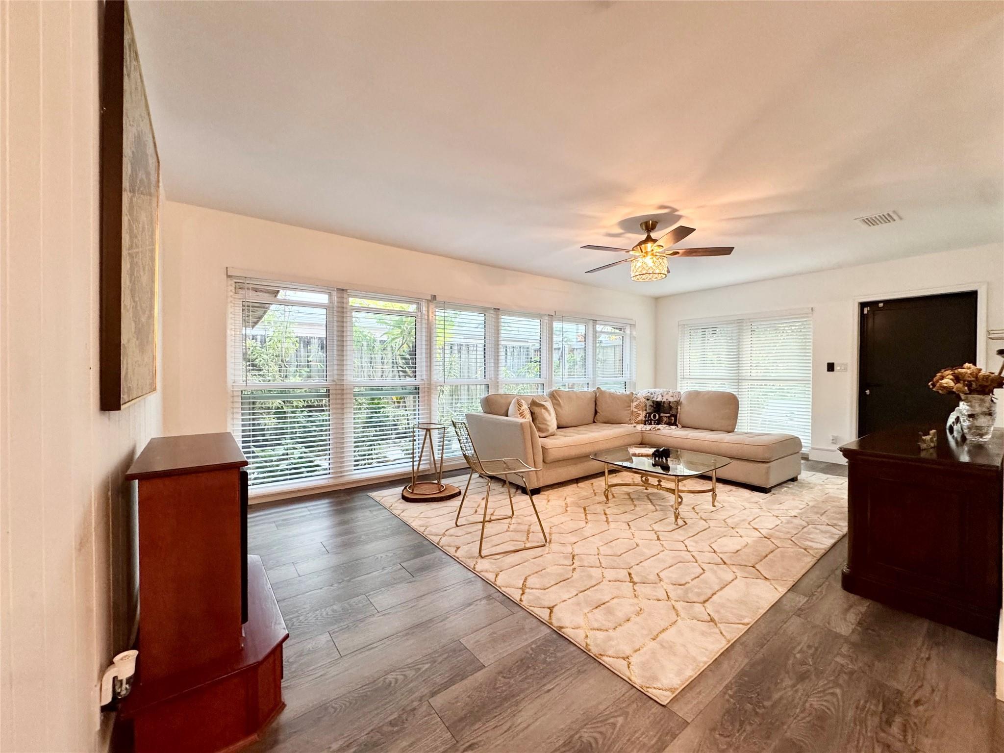 Coral Gardens 30-7 B - Residential