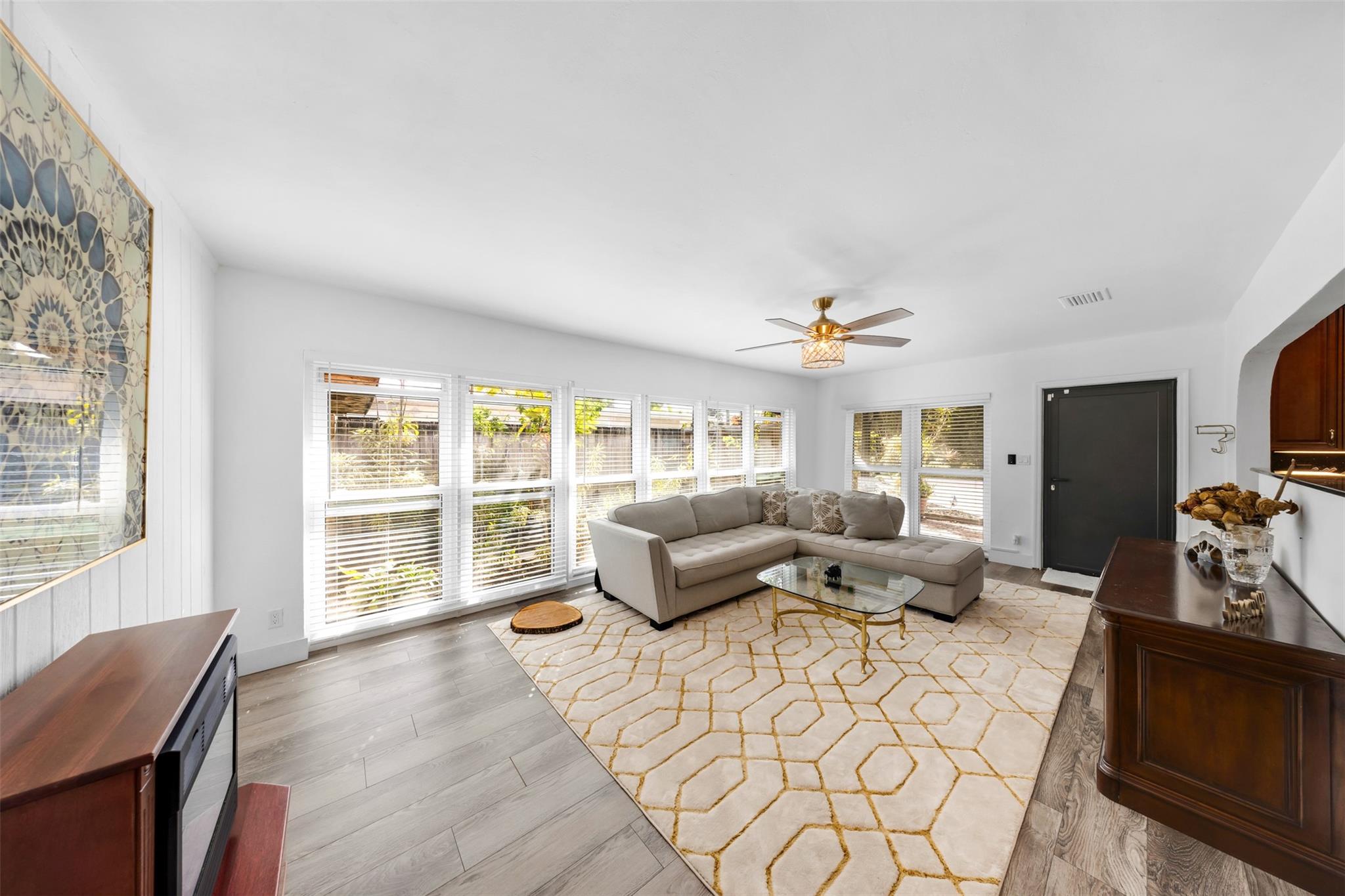 Coral Gardens 30-7 B - Residential