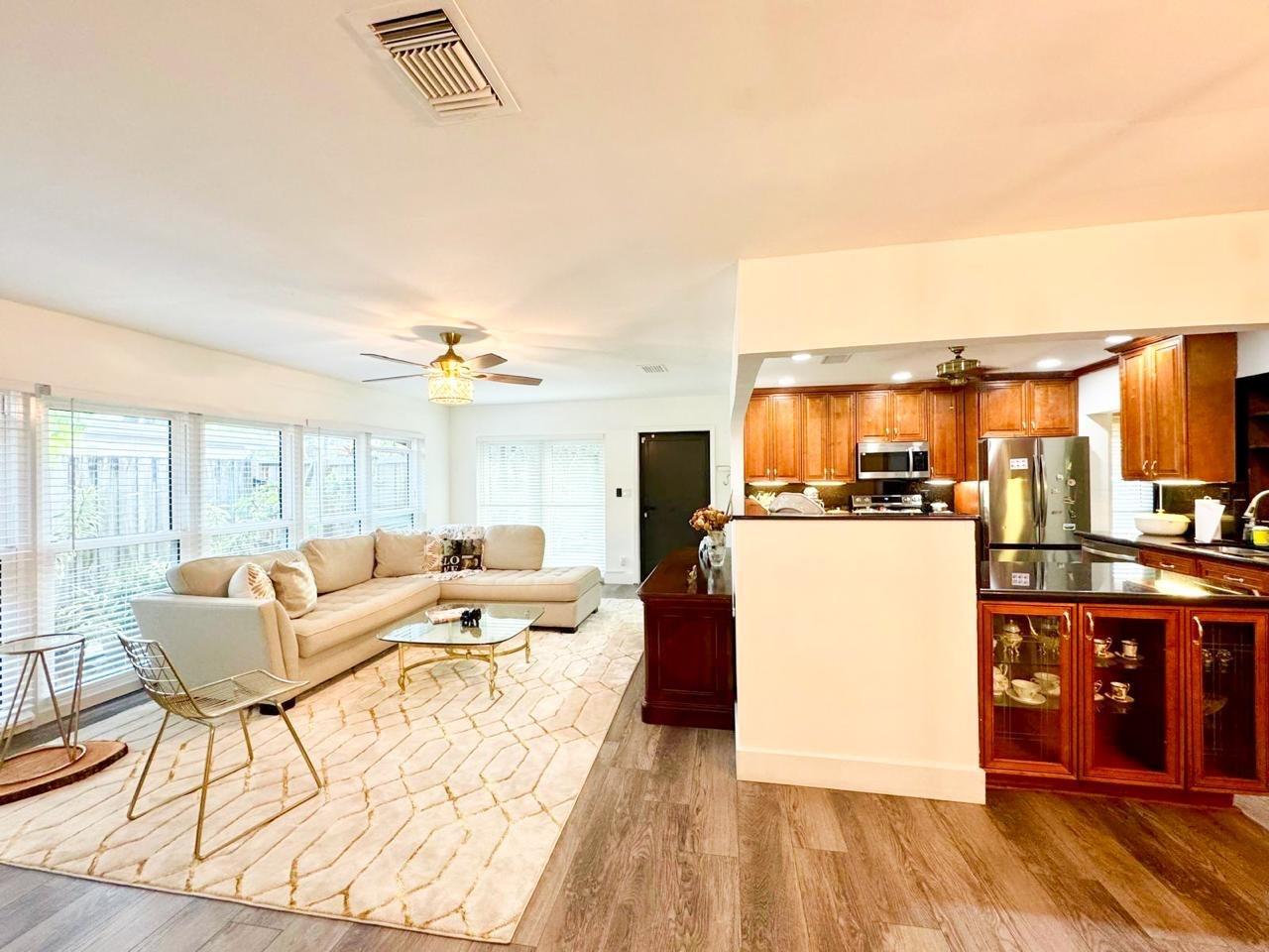 Coral Gardens 30-7 B - Residential