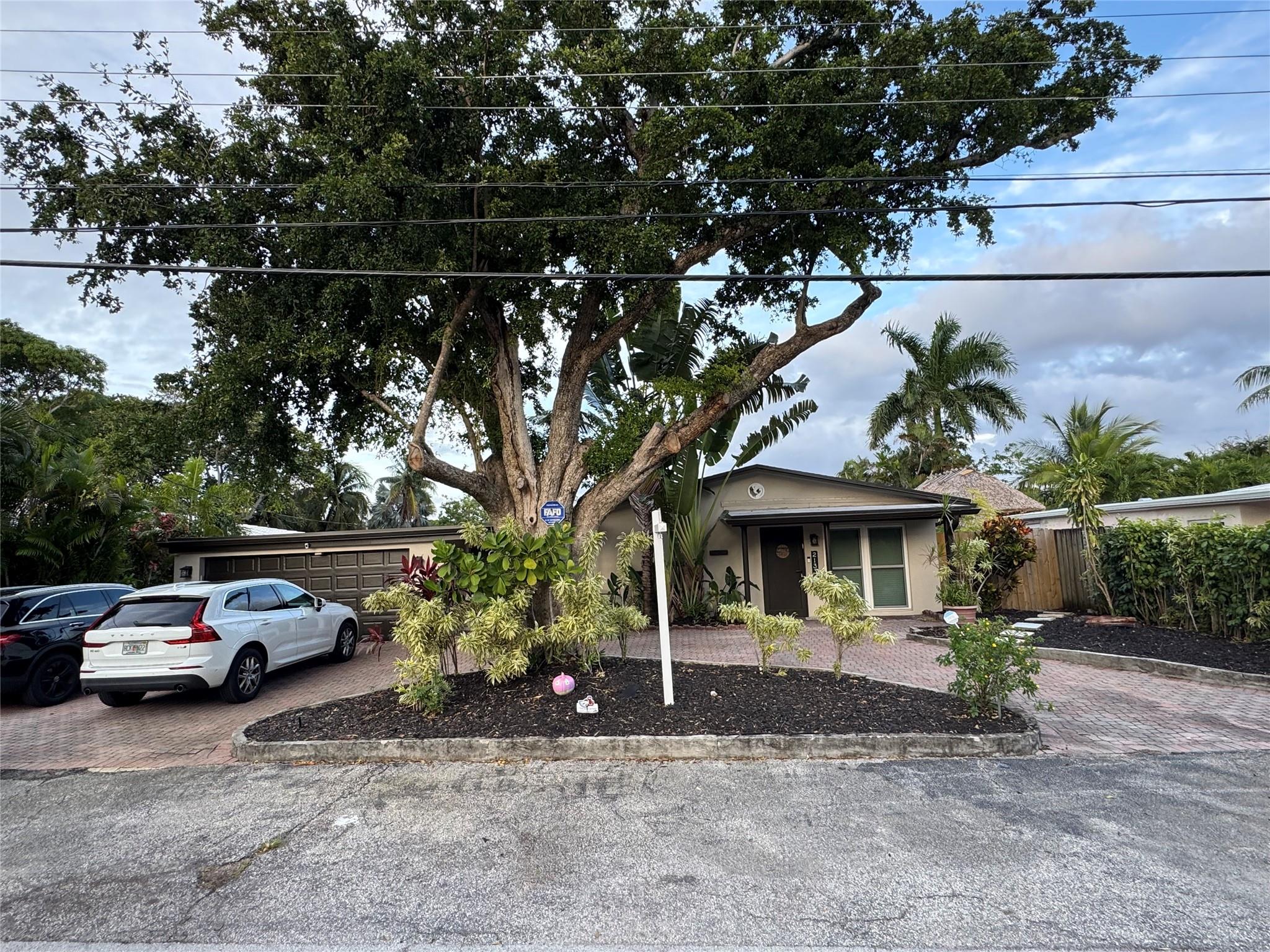 Coral Gardens 30-7 B - Residential