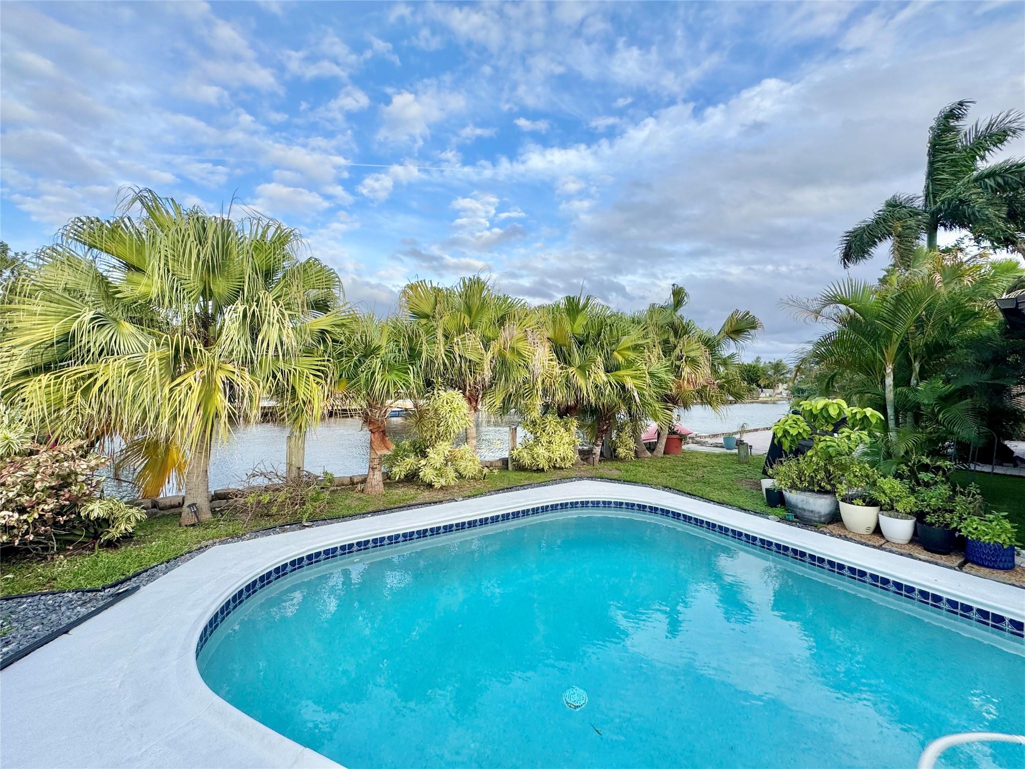 Coral Gardens 30-7 B - Residential