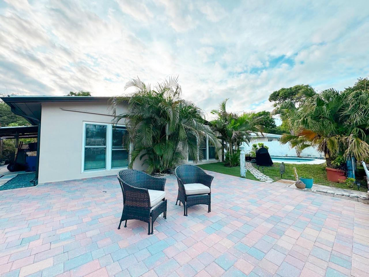 Coral Gardens 30-7 B - Residential