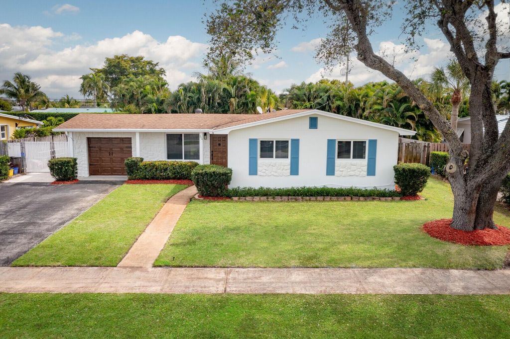 Photo of 756 Westwind Drive, North Palm Beach, FL 33408 (MLS # R10966051)