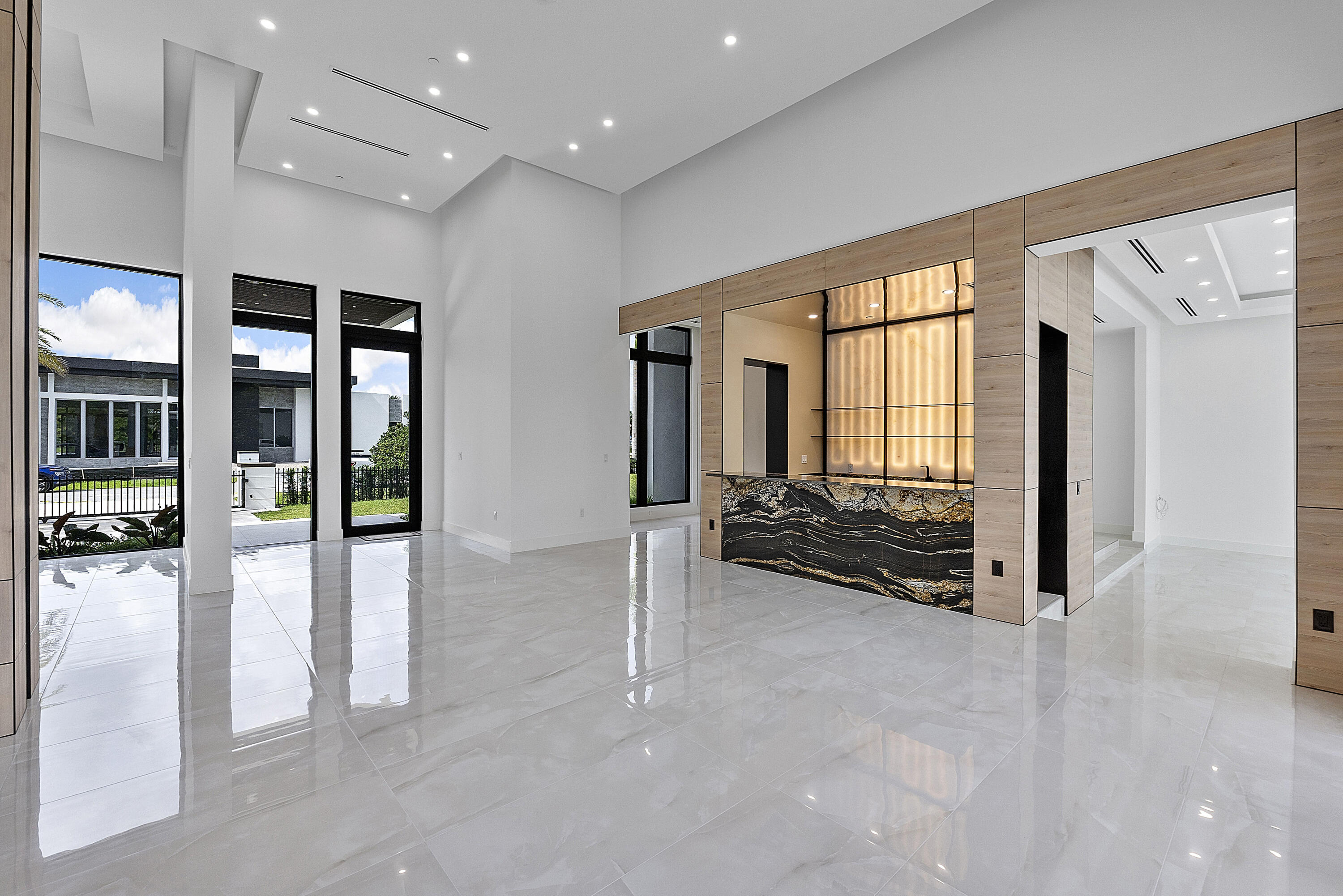 SLS REAL ESTATE 4 - Residential