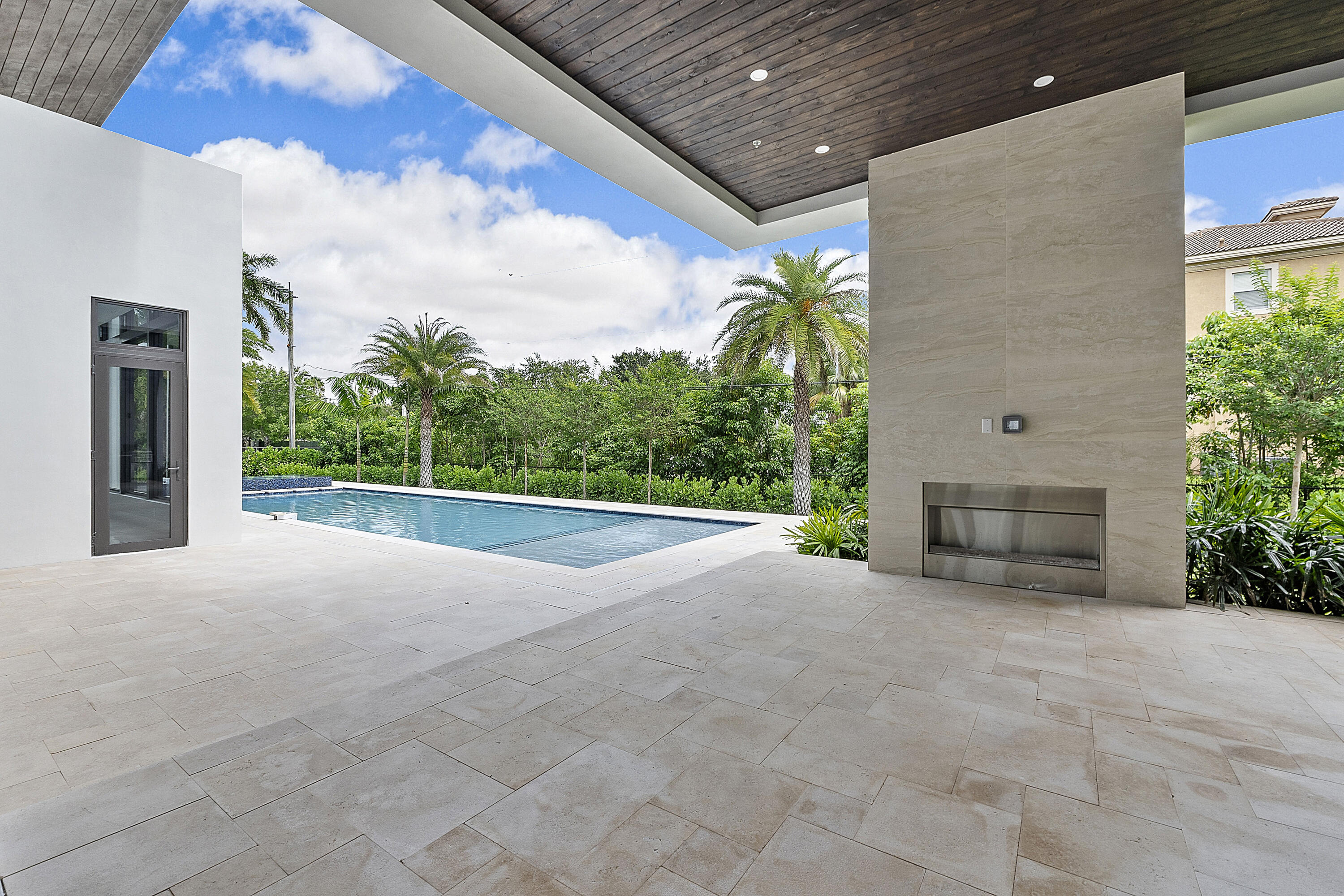 SLS REAL ESTATE 4 - Residential