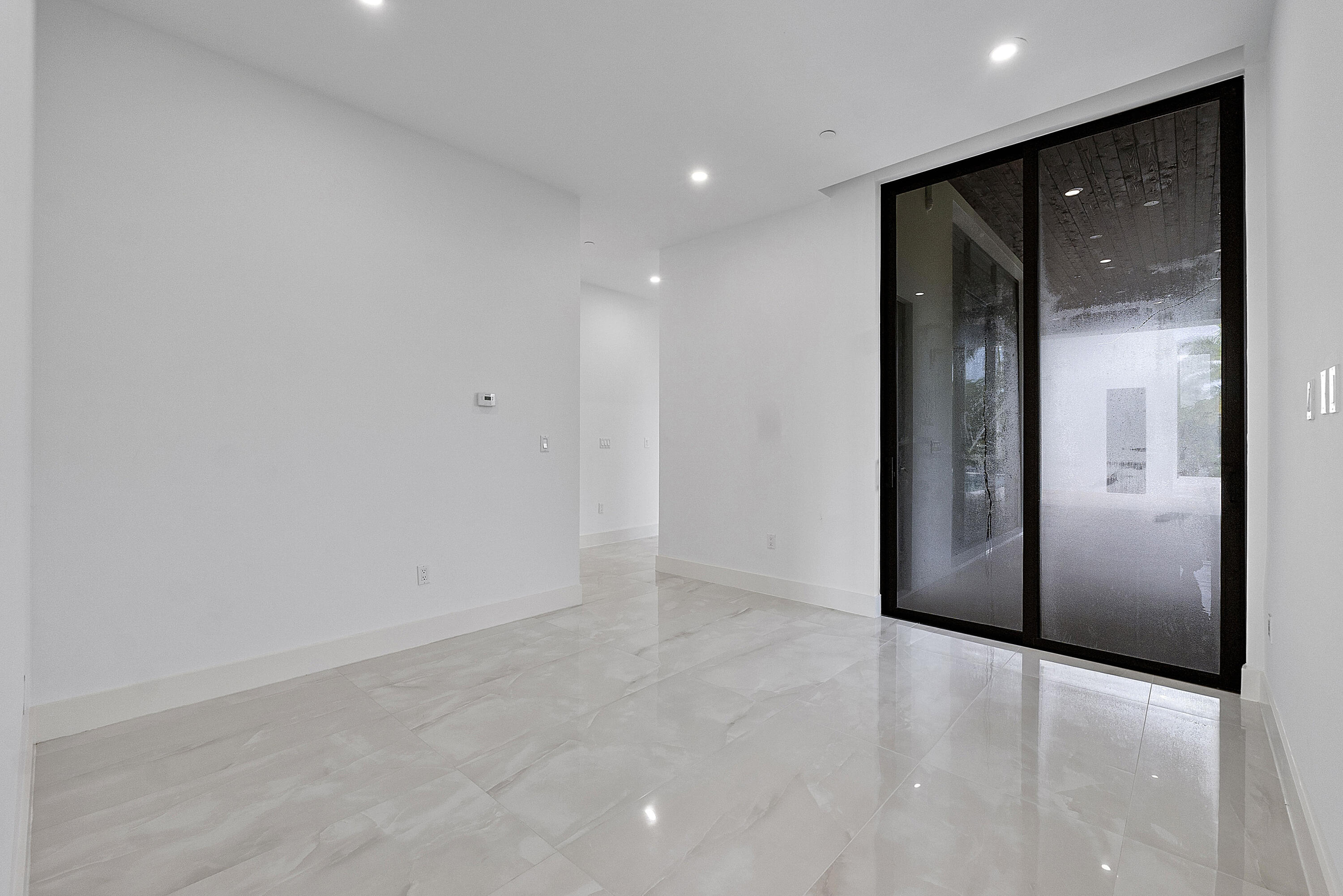 SLS REAL ESTATE 4 - Residential