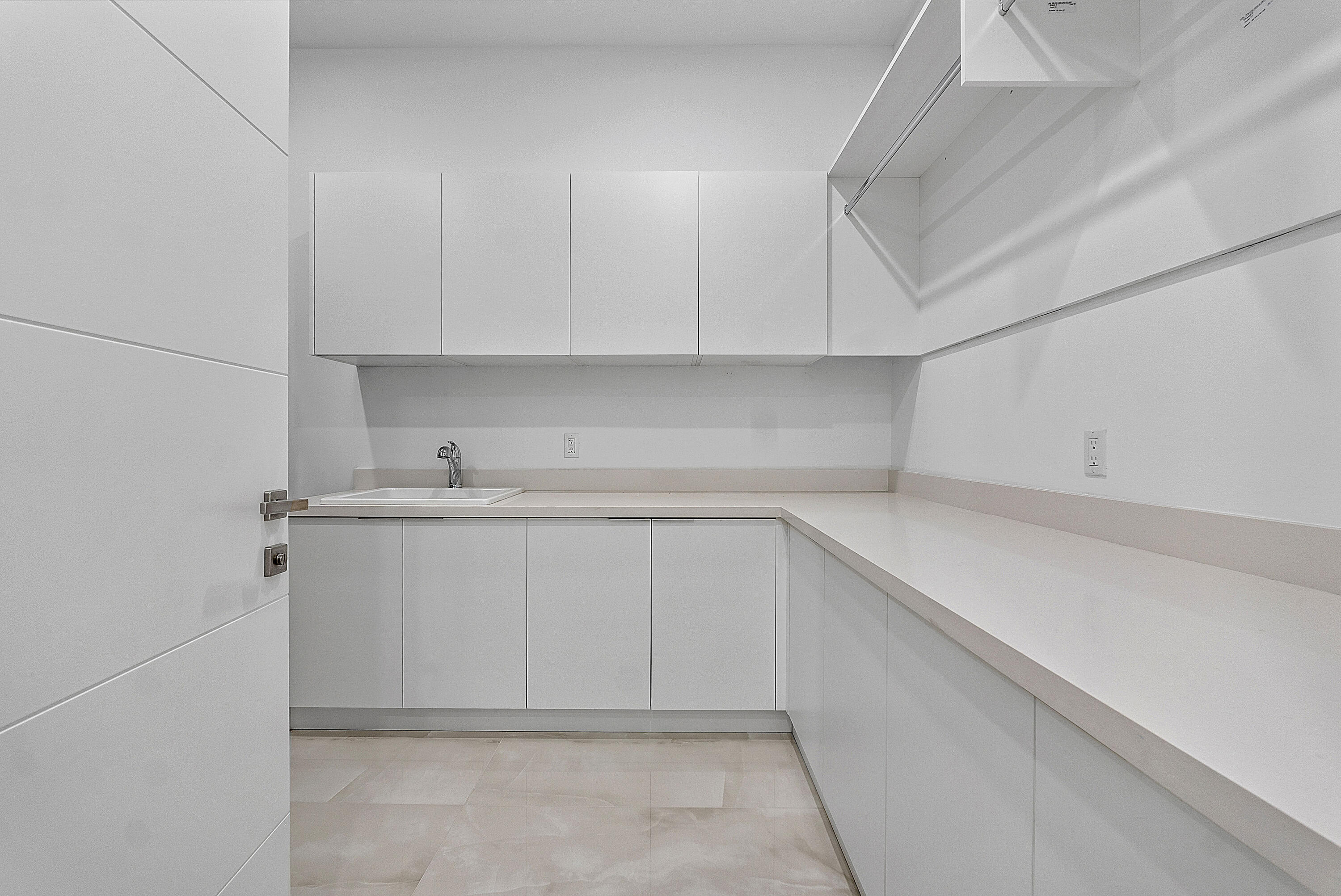 SLS REAL ESTATE 4 - Residential