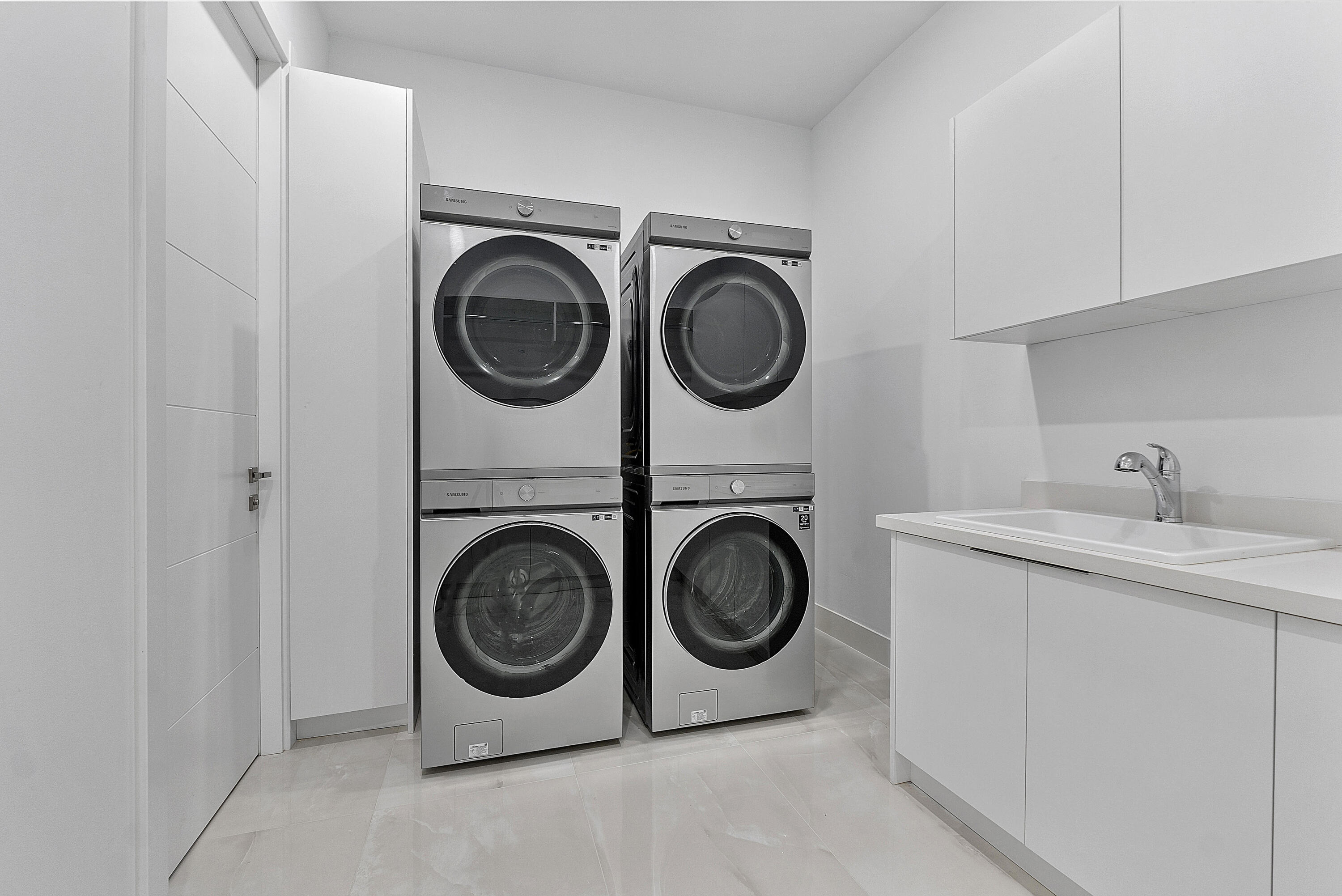 SLS REAL ESTATE 4 - Residential