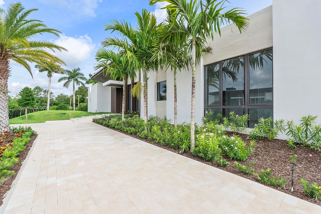 Photo of 11781 NW 15th Street, Plantation, FL 33323 (MLS # B26003032)