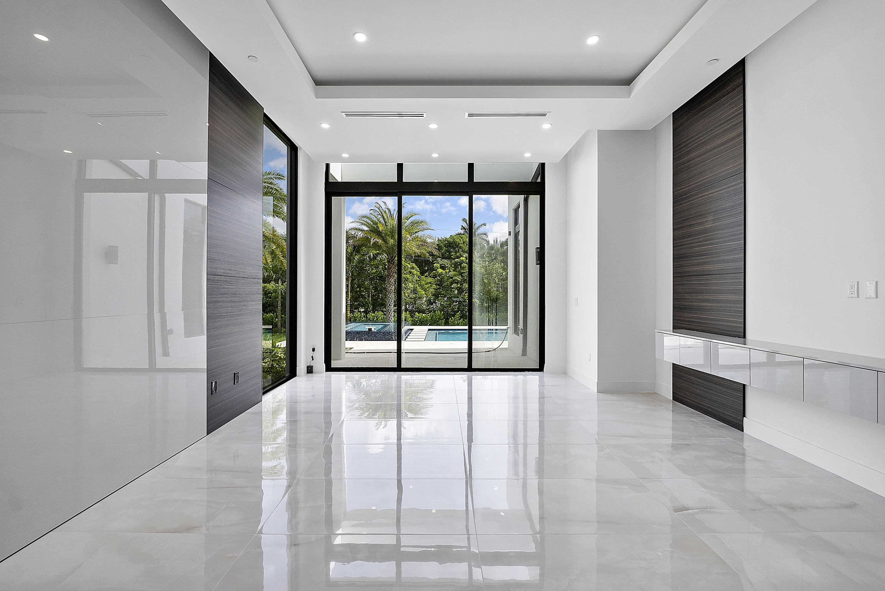 SLS REAL ESTATE 4 - Residential