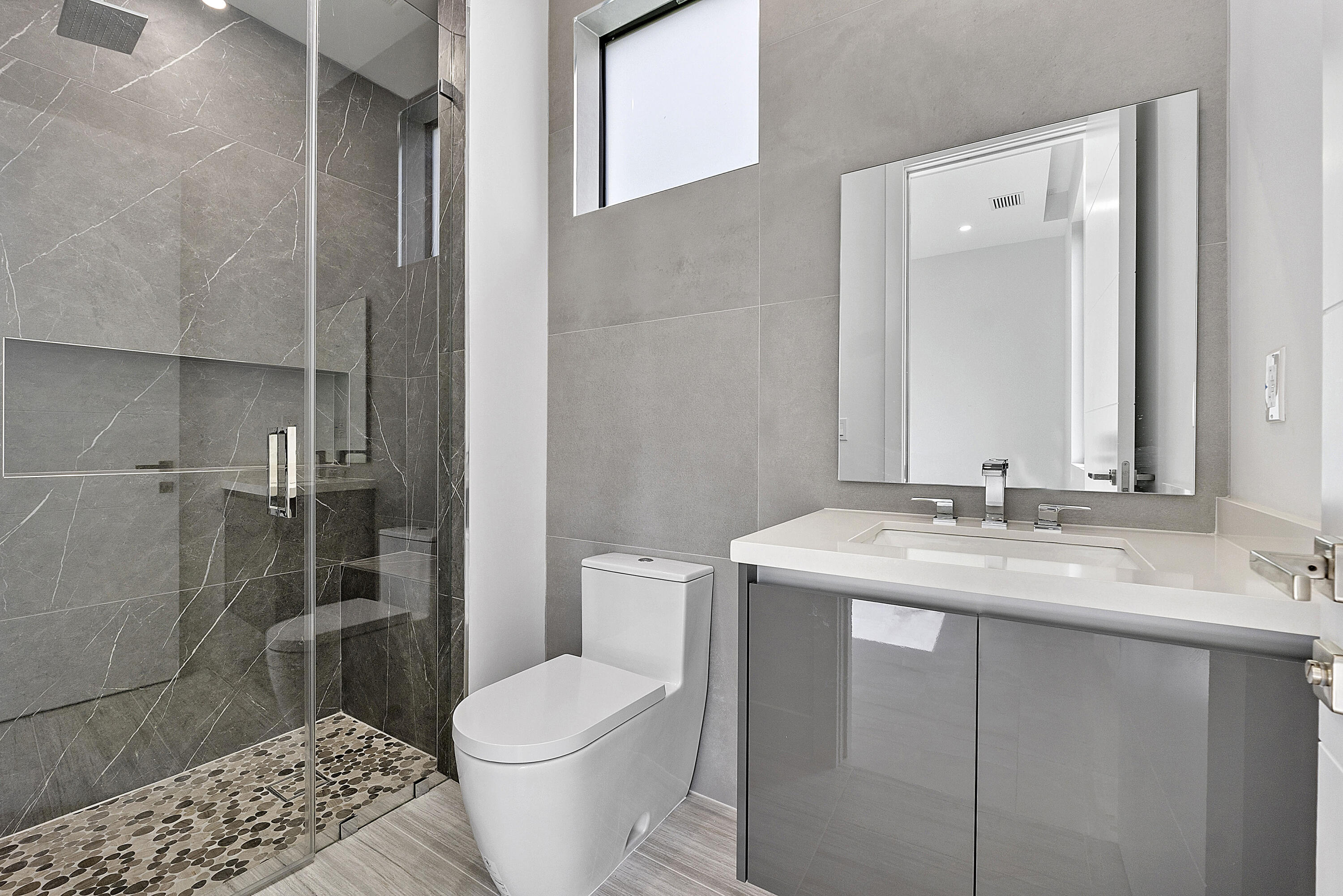 SLS REAL ESTATE 4 - Residential