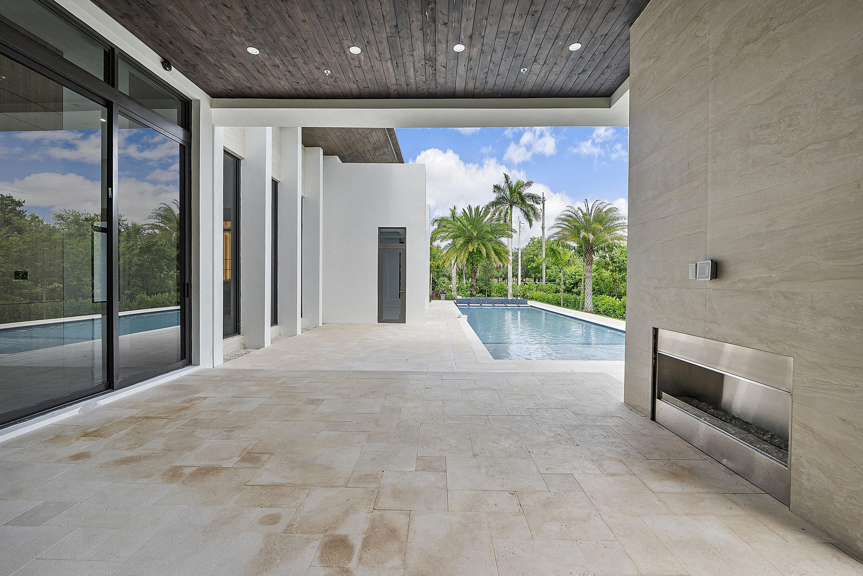 SLS REAL ESTATE 4 - Residential