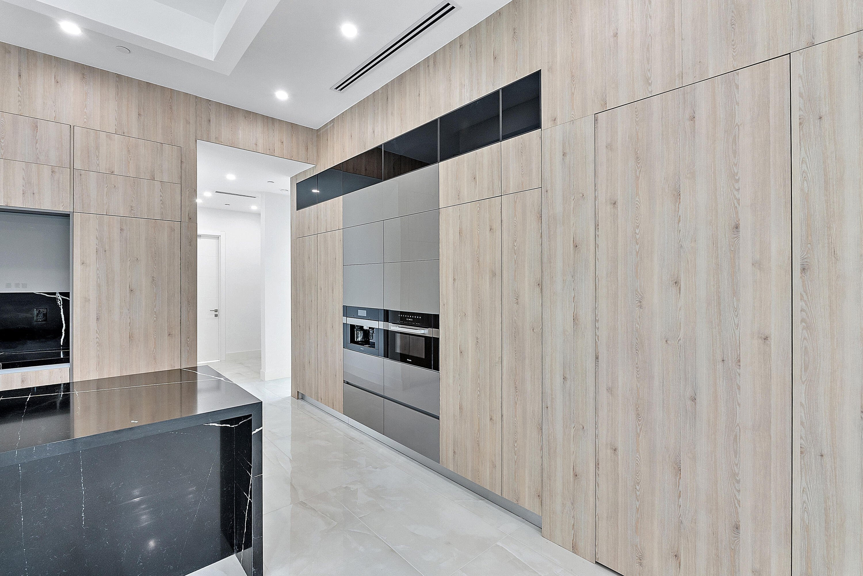 SLS REAL ESTATE 4 - Residential