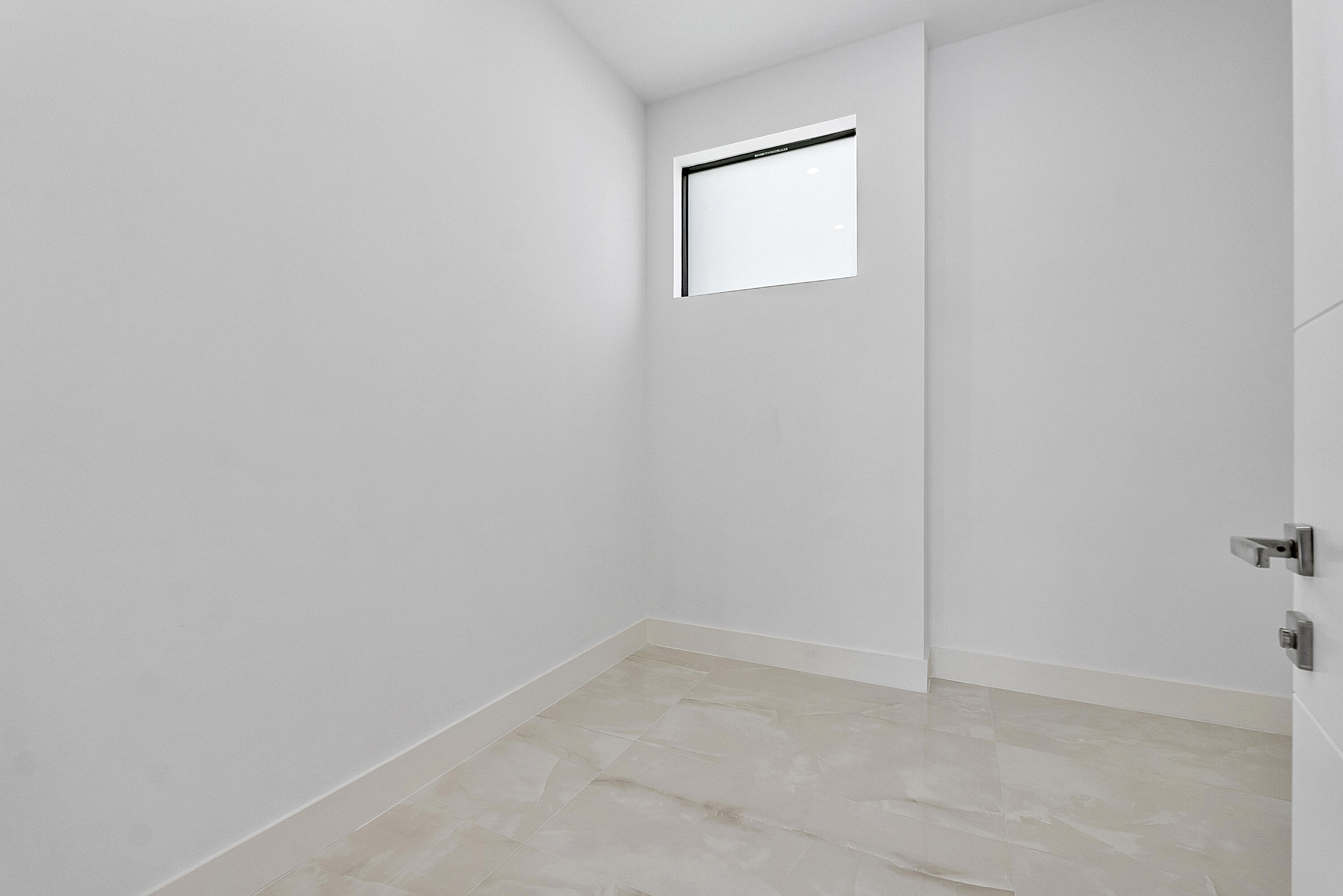 SLS REAL ESTATE 4 - Residential