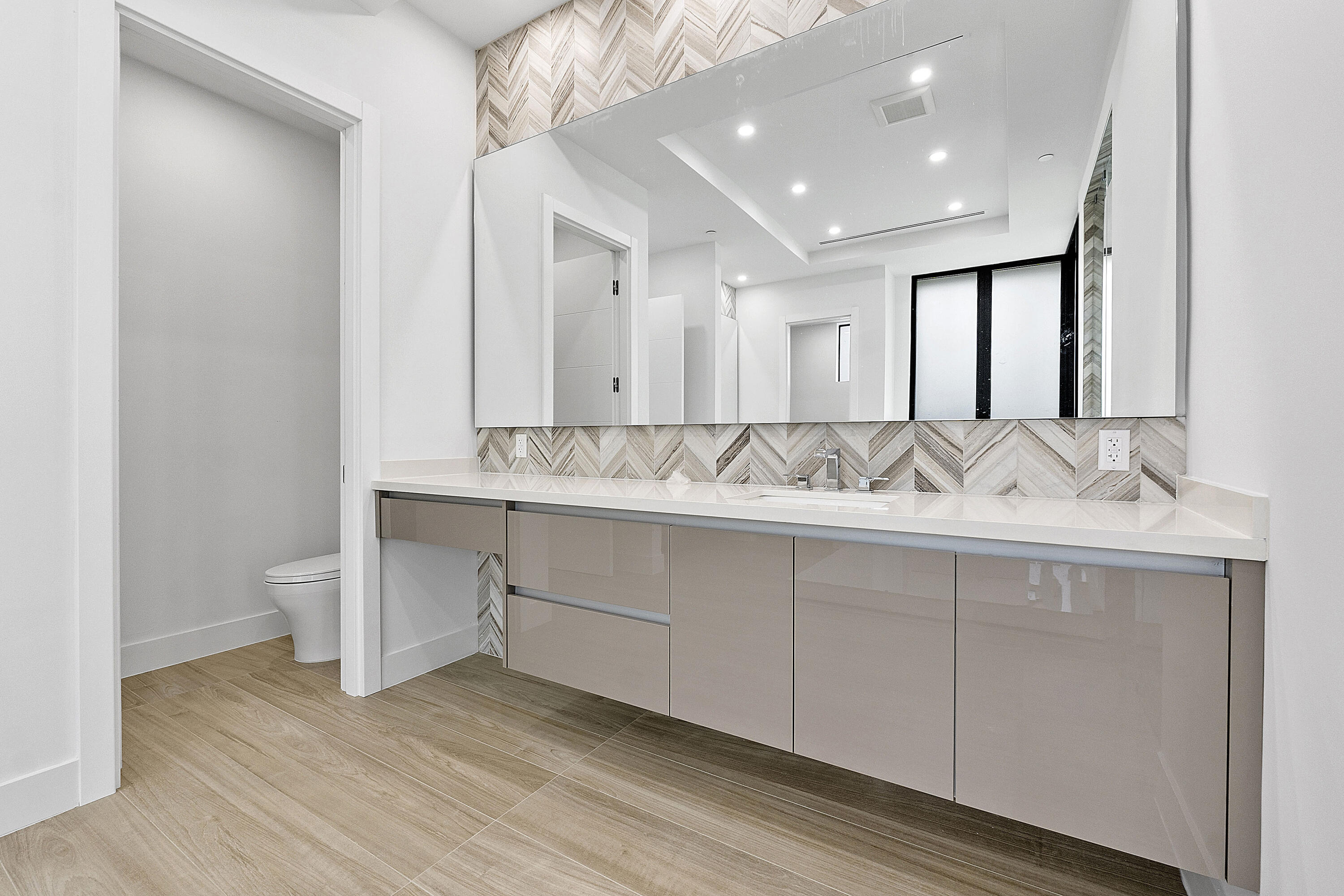 SLS REAL ESTATE 4 - Residential