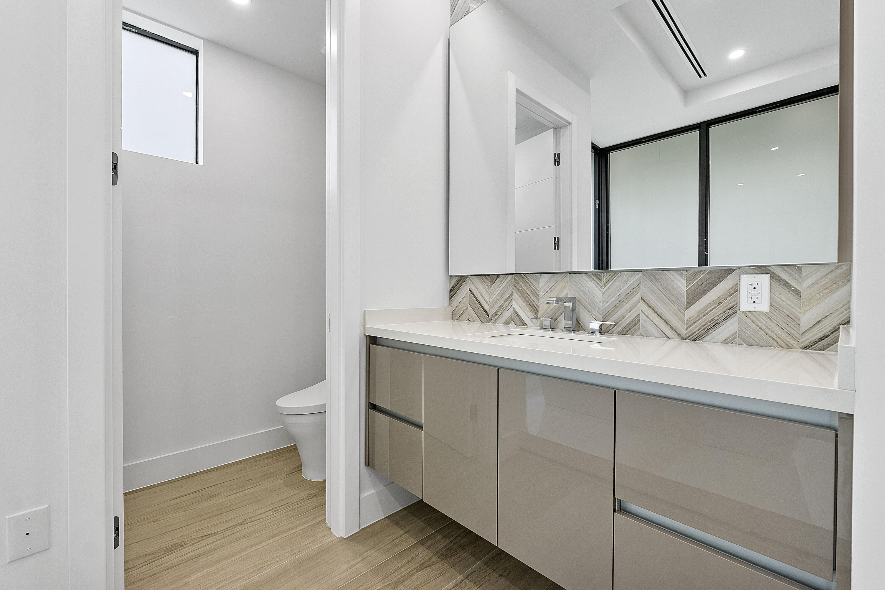 SLS REAL ESTATE 4 - Residential