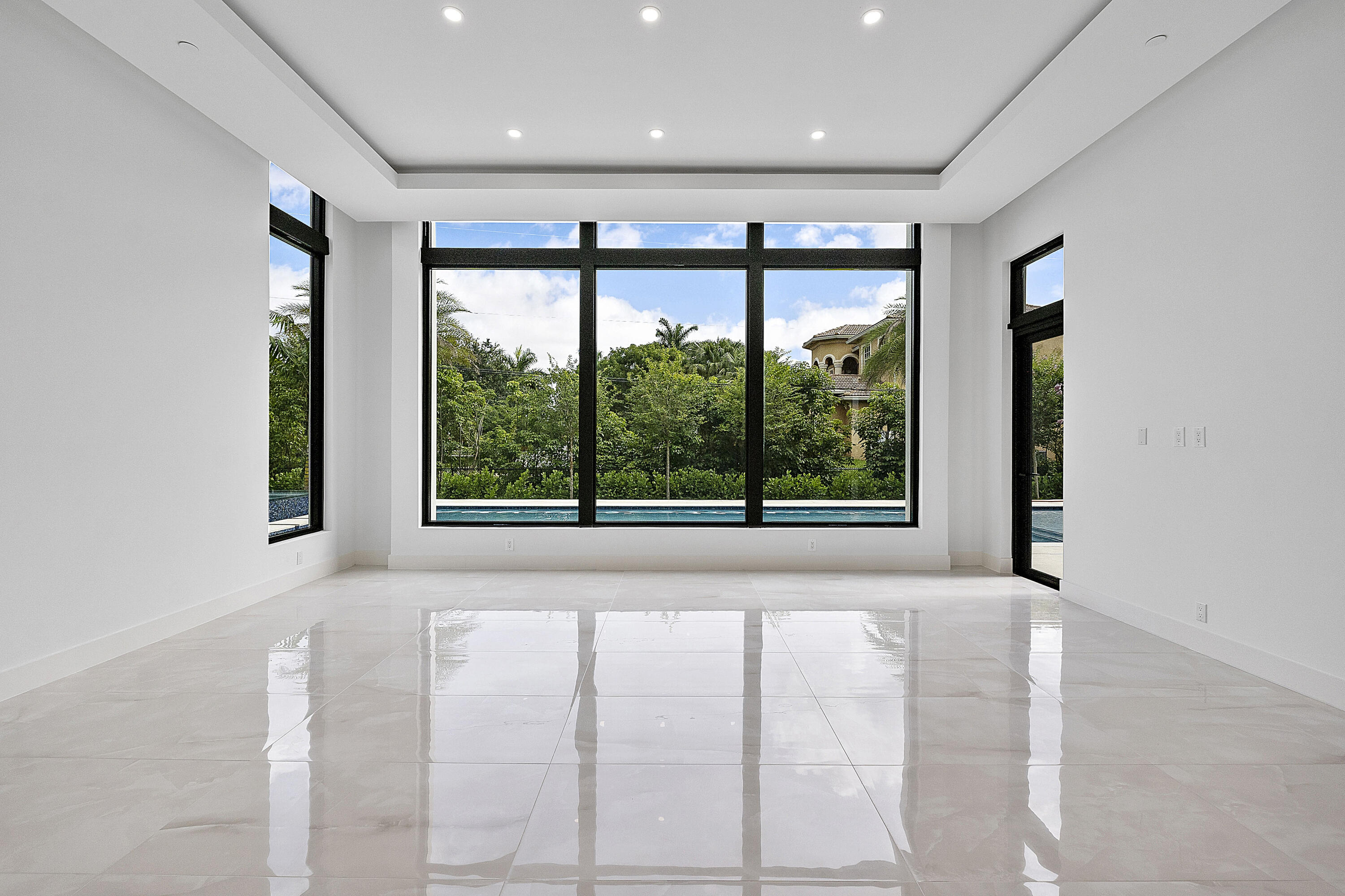 SLS REAL ESTATE 4 - Residential