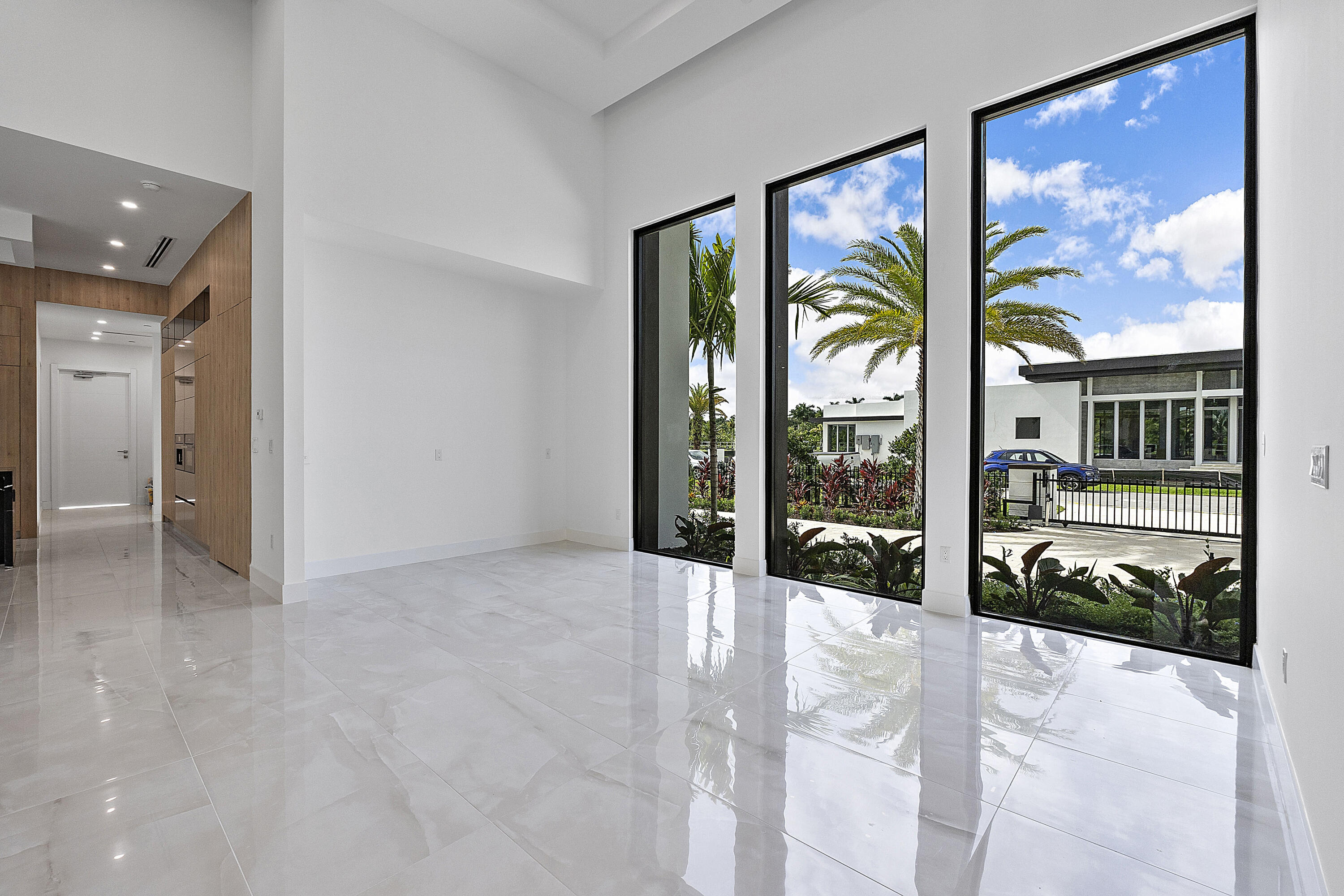 SLS REAL ESTATE 4 - Residential