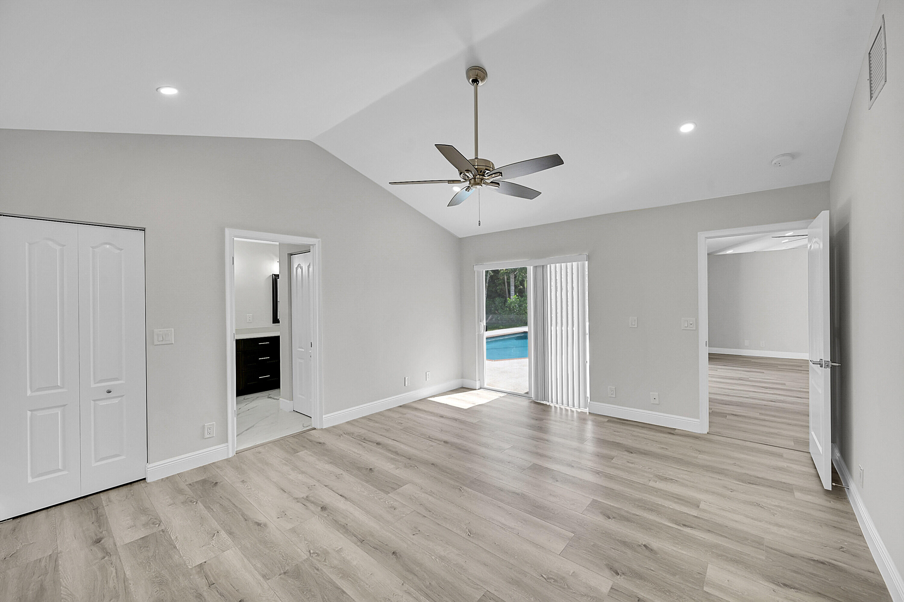 SUN VALLEY 2 - Residential Lease