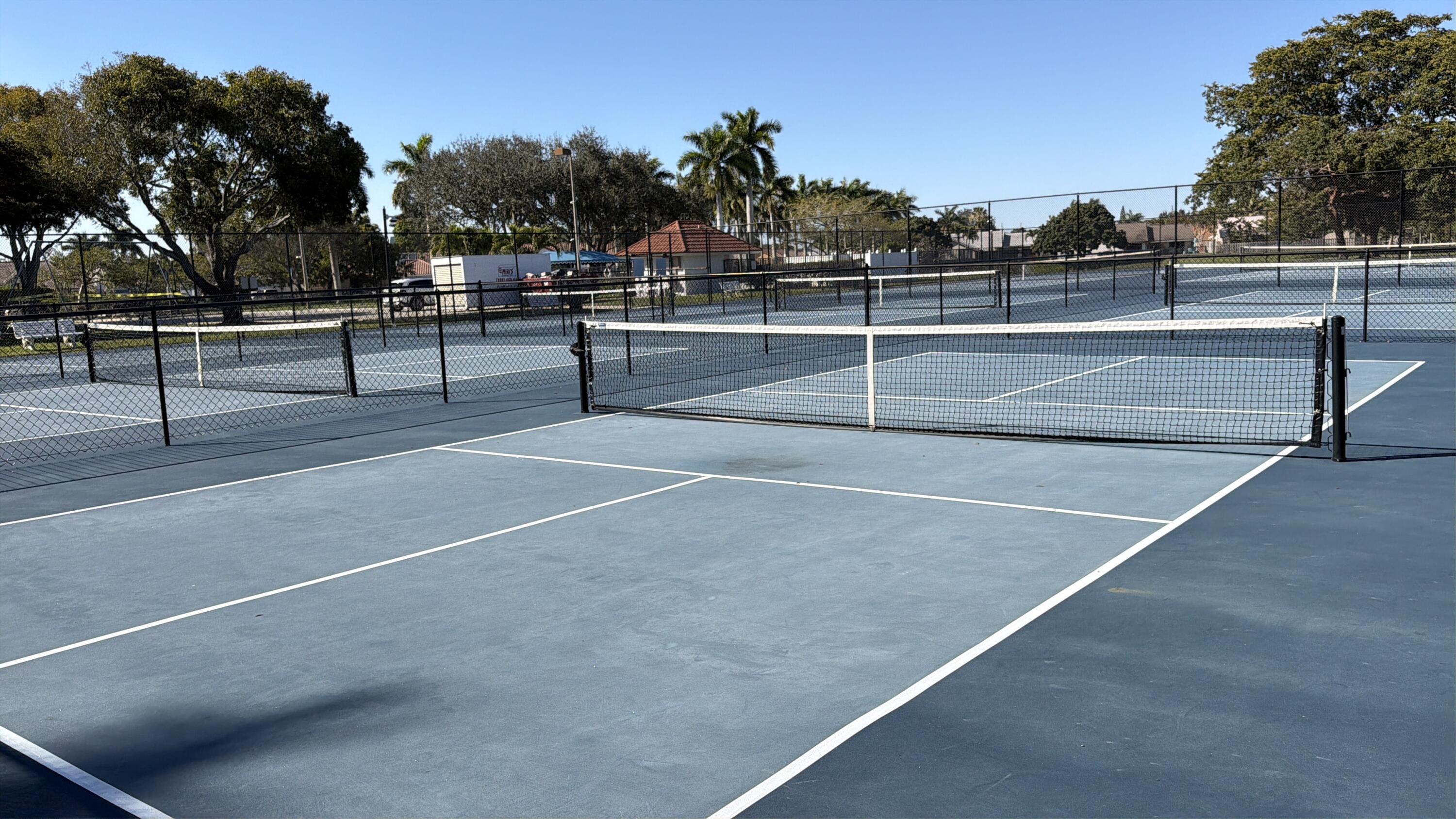 SUN VALLEY 2 - Residential Lease