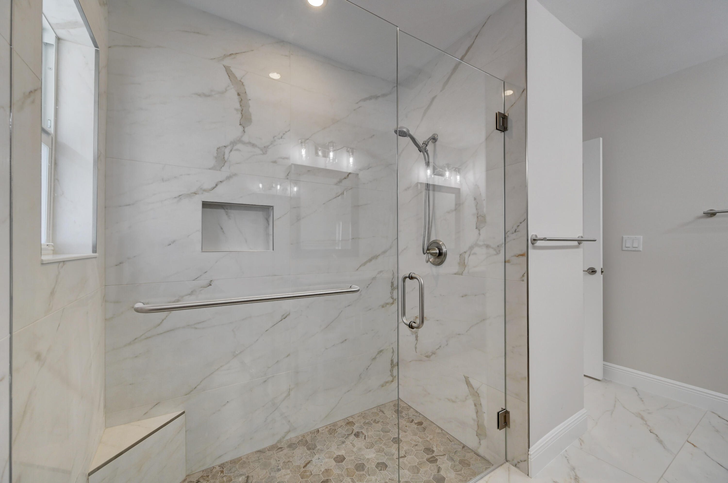 SUN VALLEY 2 - Residential Lease